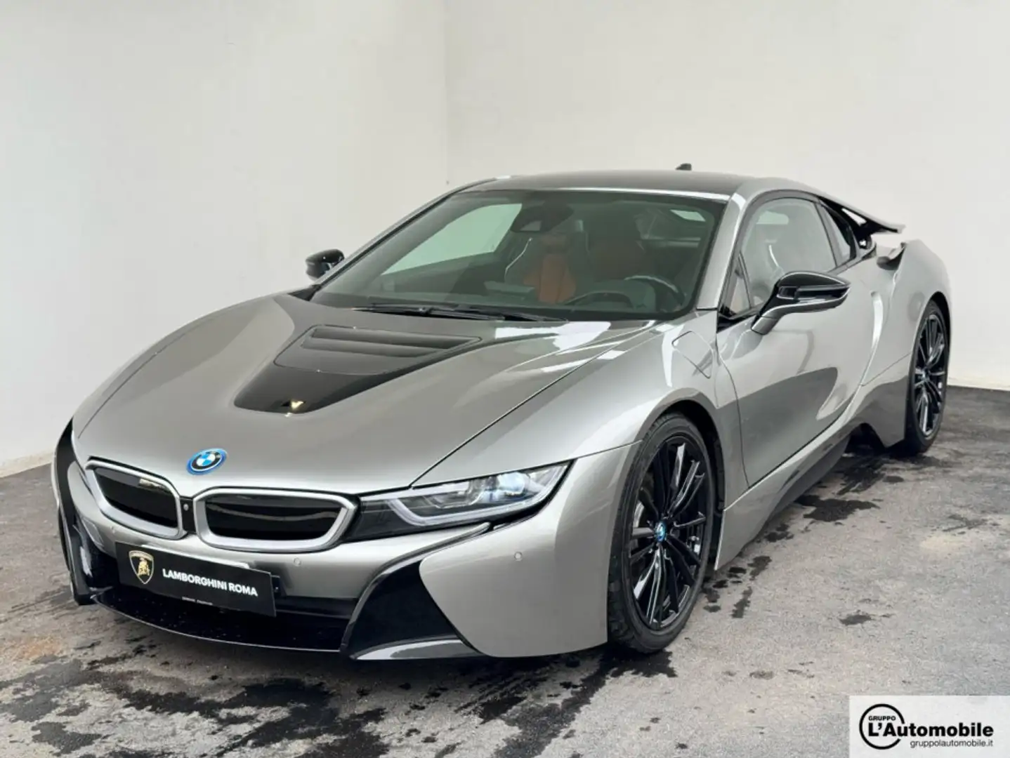 BMW i8 i8 Coupé 1.5 PHEV Szary - 2
