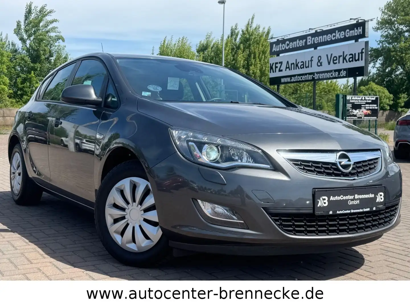 Opel Astra J Lim. 5-trg. Edition*PDC*1.Hand* Gris - 1