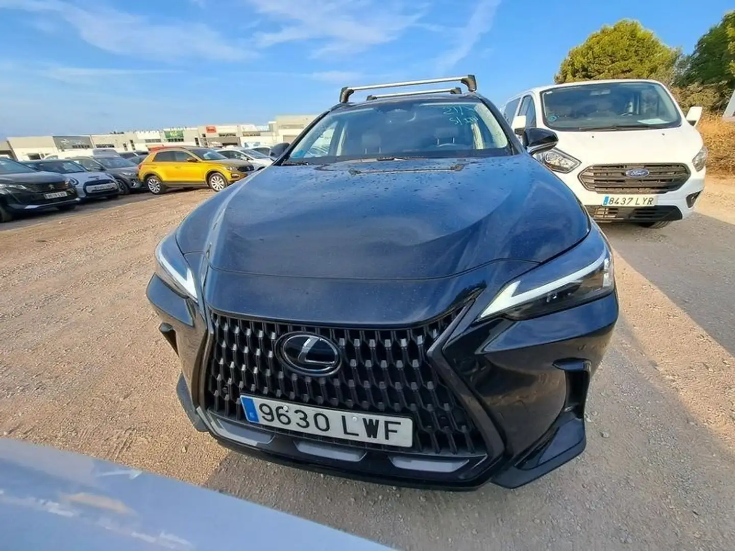Lexus NX 300h 350h Business City 2WD Negro - 2