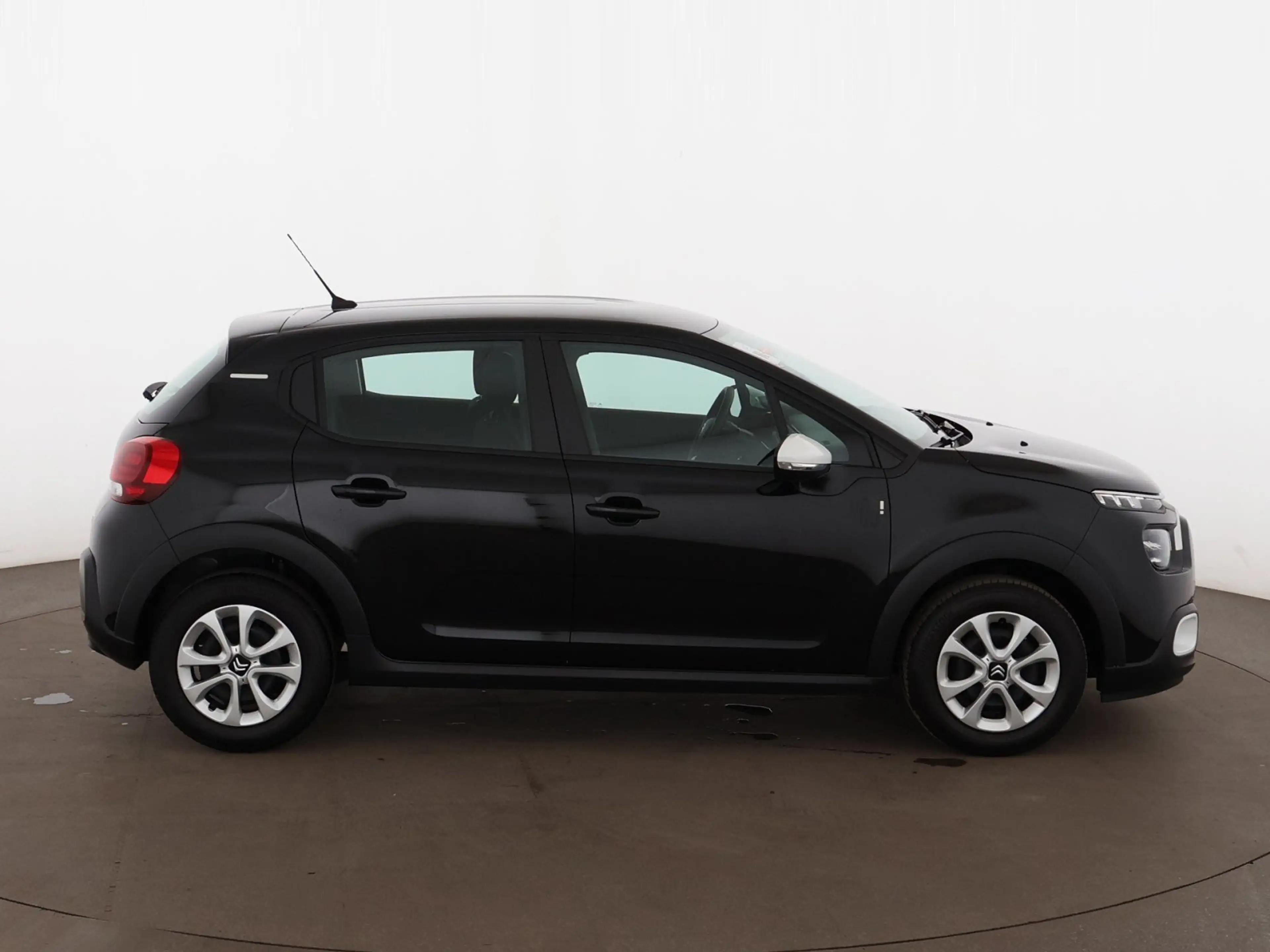 Citroen C3 1.2 PureTech YOU LED TEMPOMAT KLIMA PDC — photo 9