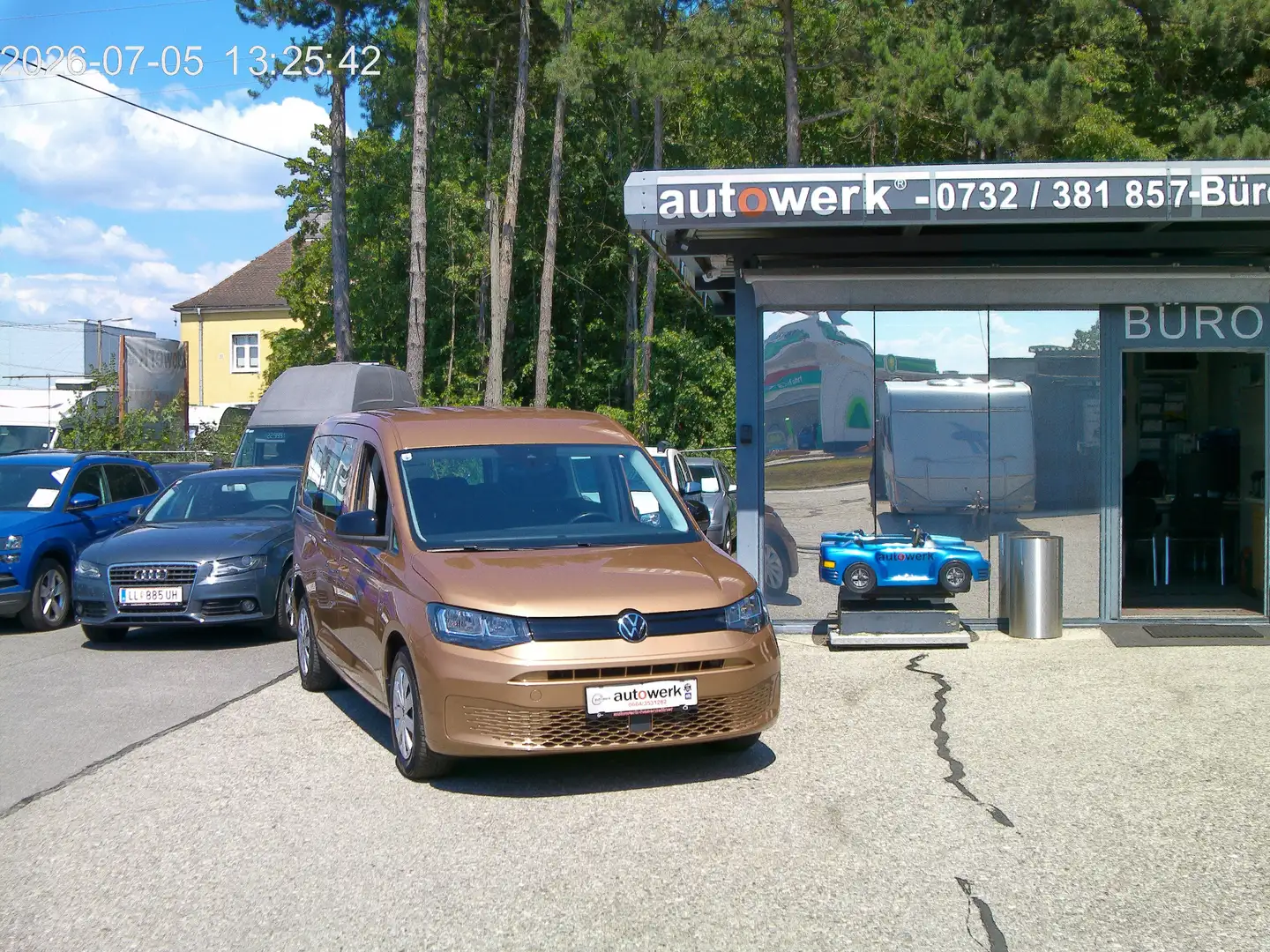 Volkswagen Caddy Basis Maxi 7 Sitze Bronze - 1