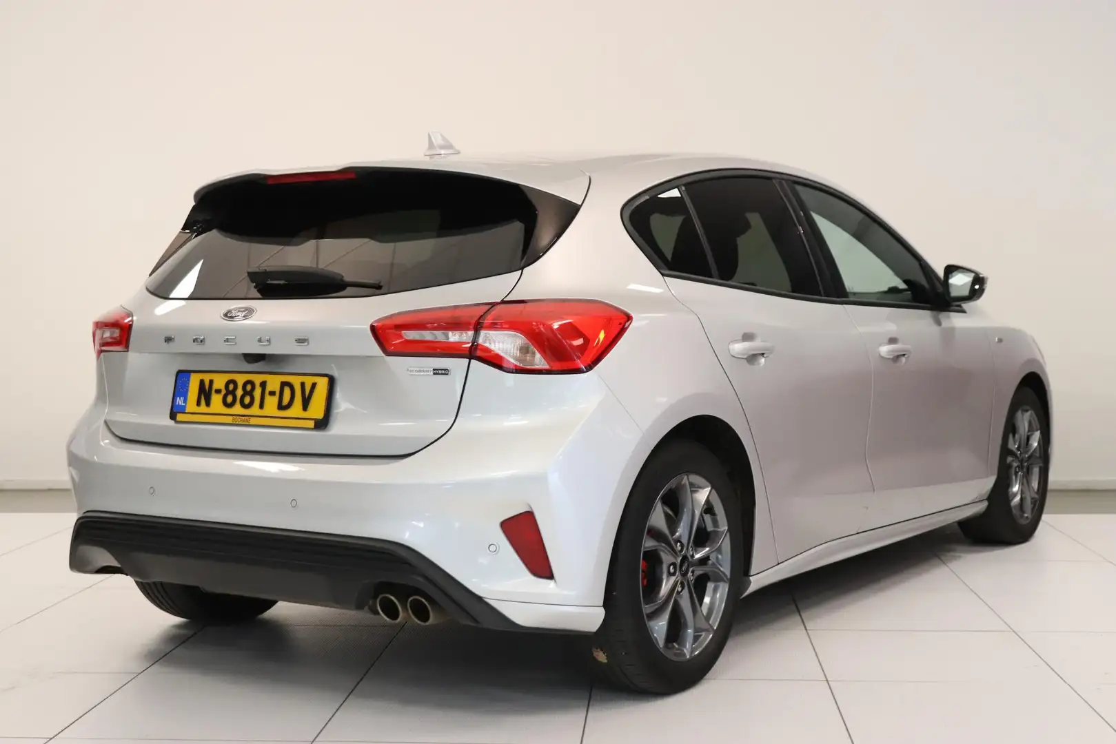 Ford Focus 1.0 EcoBoost Hybrid ST Line X Business | Camera | Gris - 2