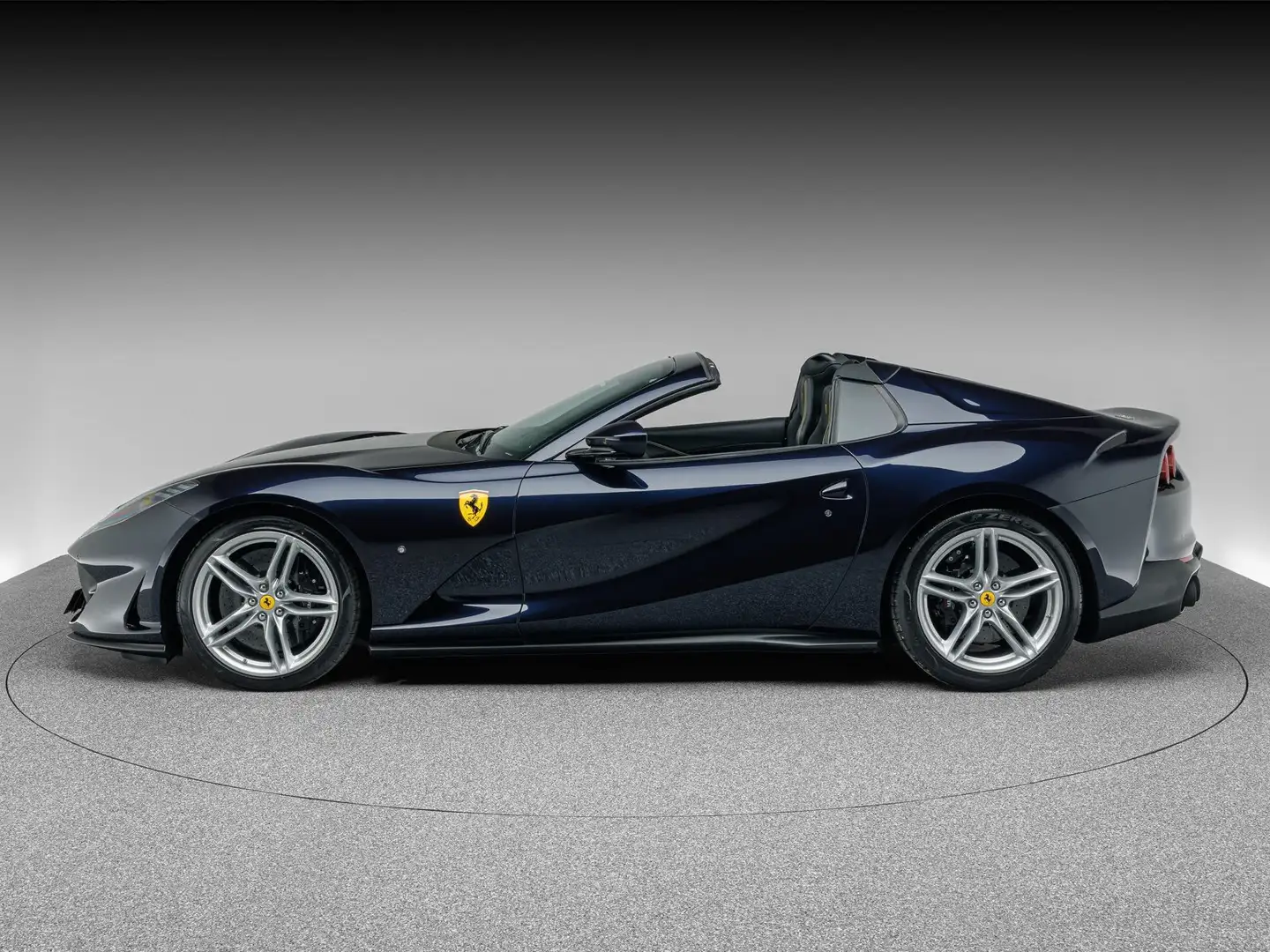 Ferrari 812 GTS Modrá - 2