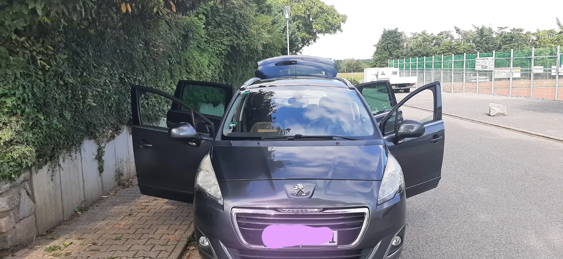 Peugeot 5008 PureTech 130 Stop & Start Allure - 2