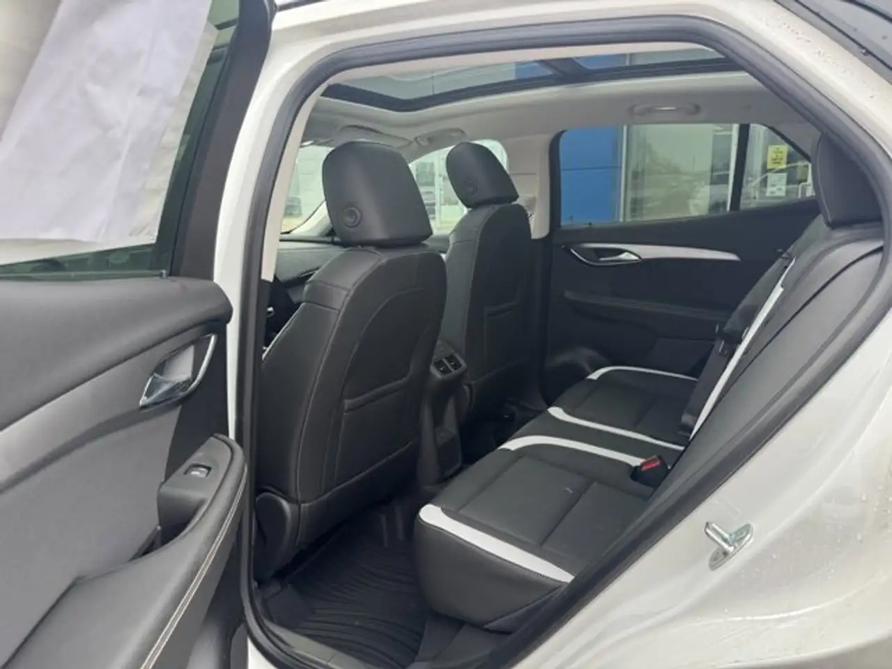 Buick Envision снимка Buick Envision