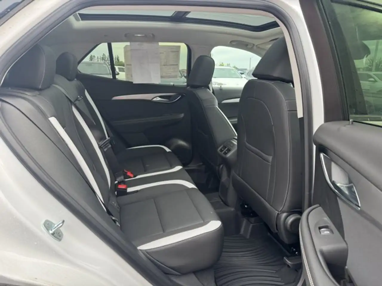 Buick Envision снимка Buick Envision