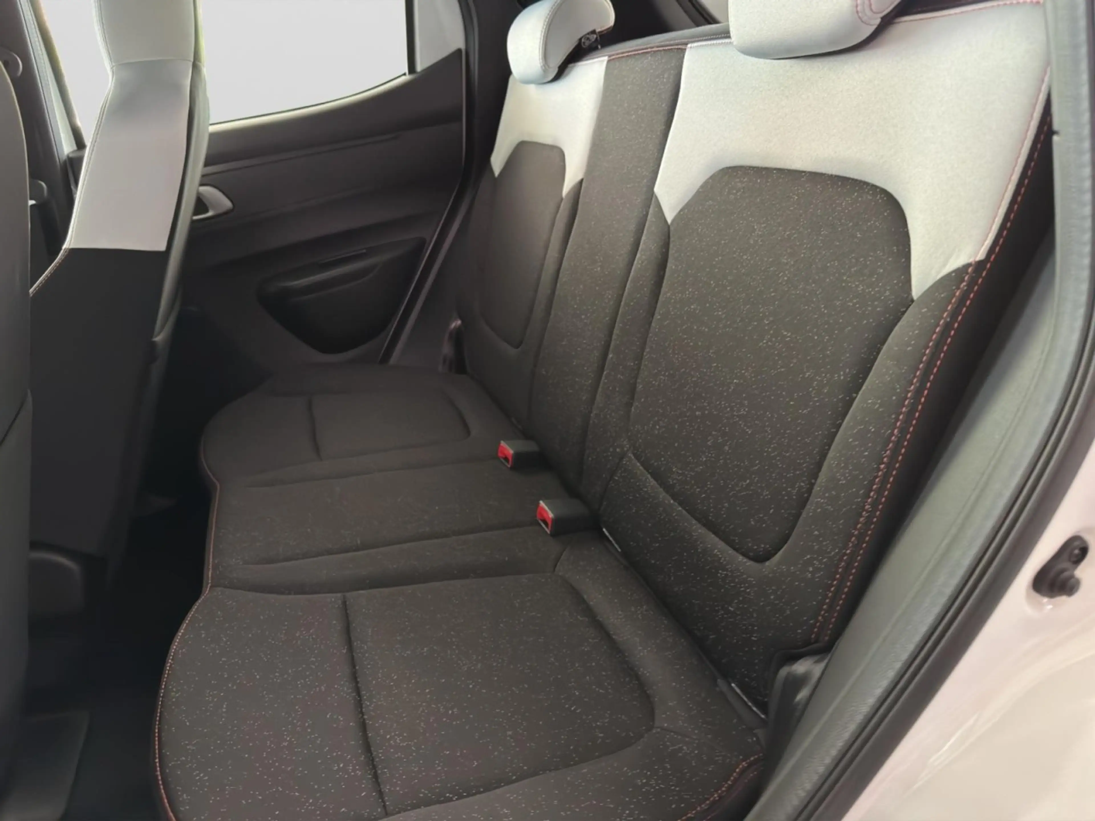 Dacia Spring Electric Expression 65 — photo 14