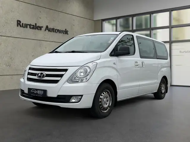 Hyundai H-1 Travel Classic *KLIMA*8.SITZER*AHK*PDC*TÜV*