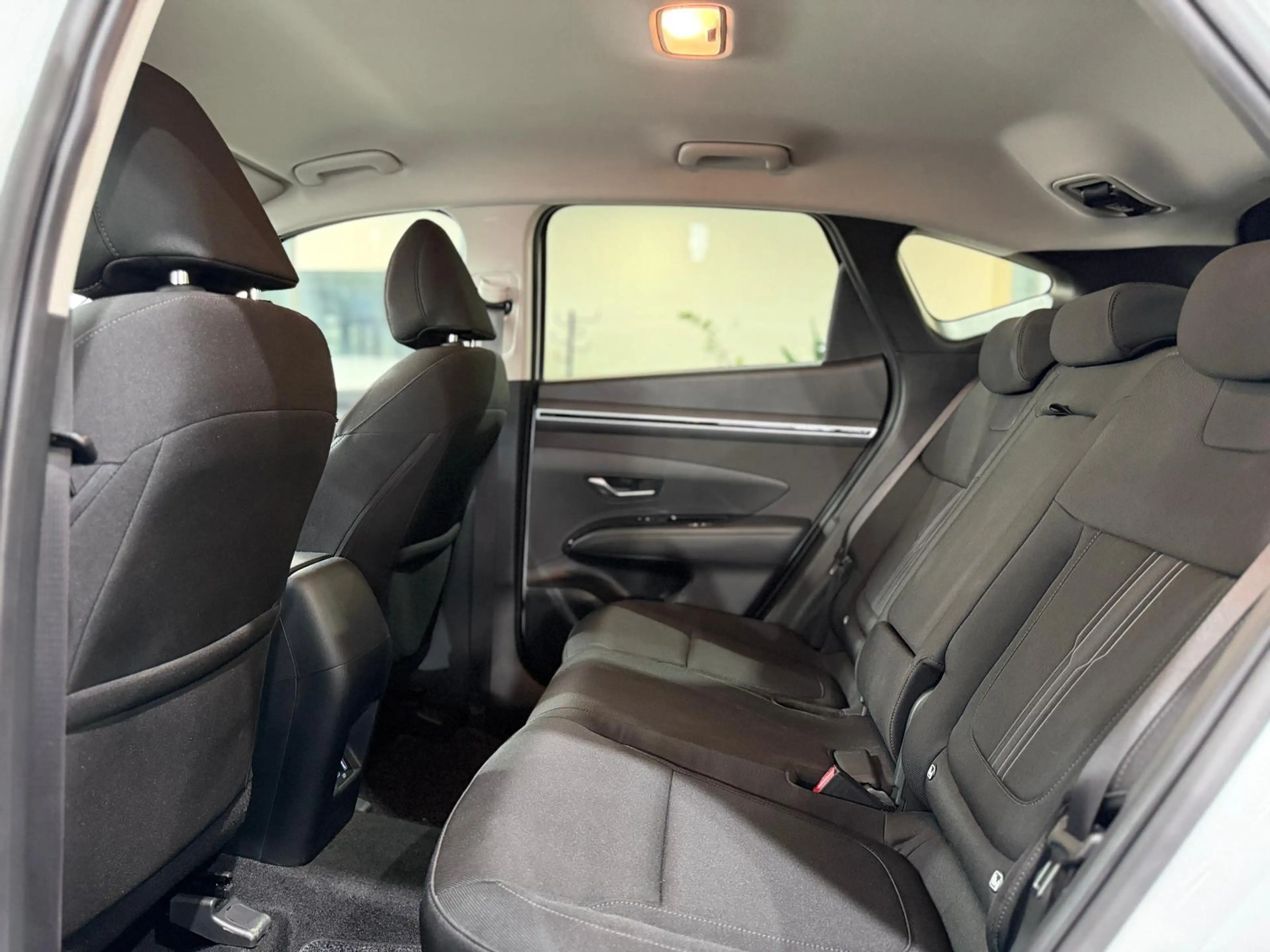 Hyundai TUCSON Trend 2WD 1.6CRDi AHK VIRTUAL ACC LED KAM — photo 26