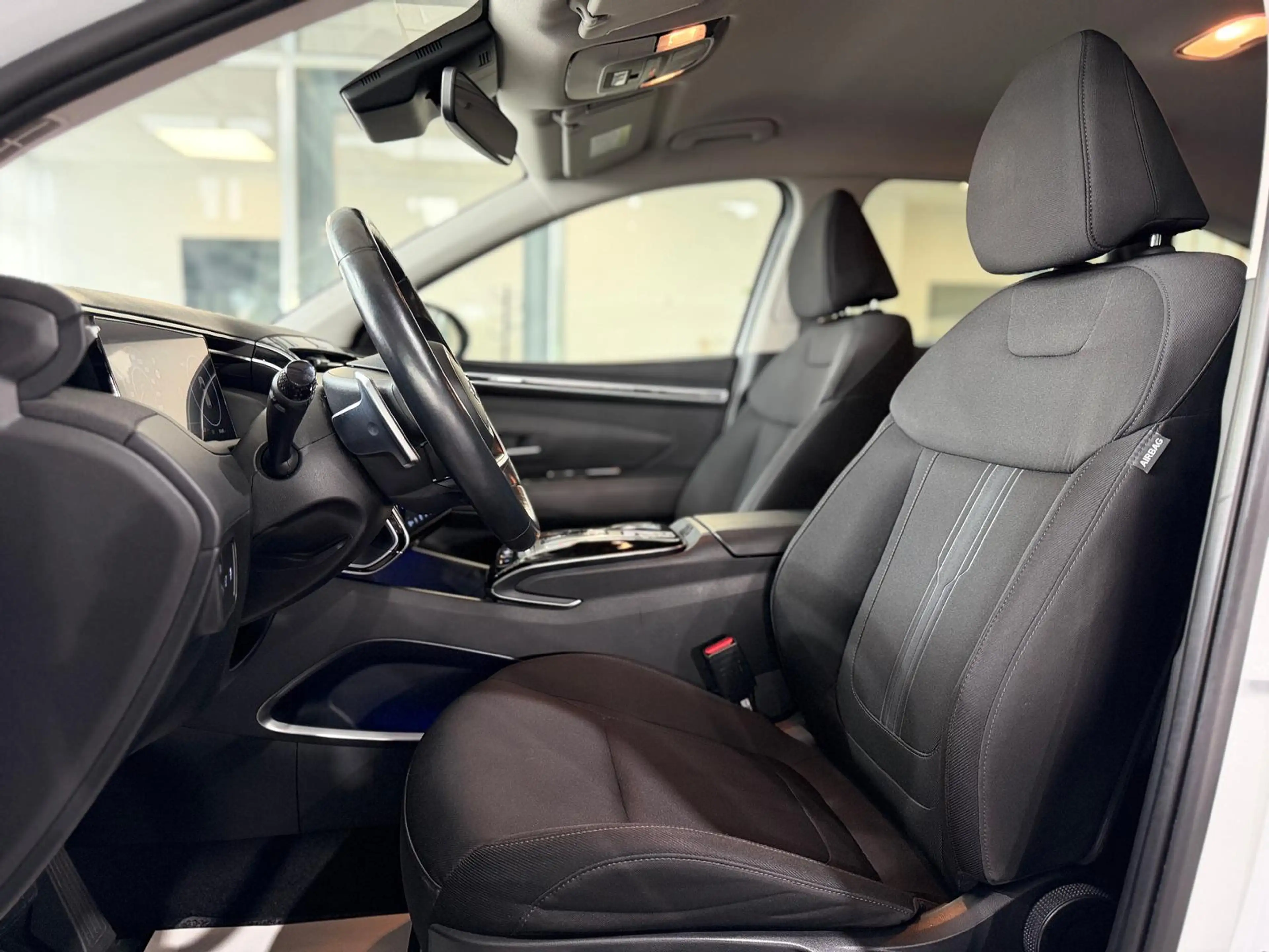 Hyundai TUCSON Trend 2WD 1.6CRDi AHK VIRTUAL ACC LED KAM — photo 13