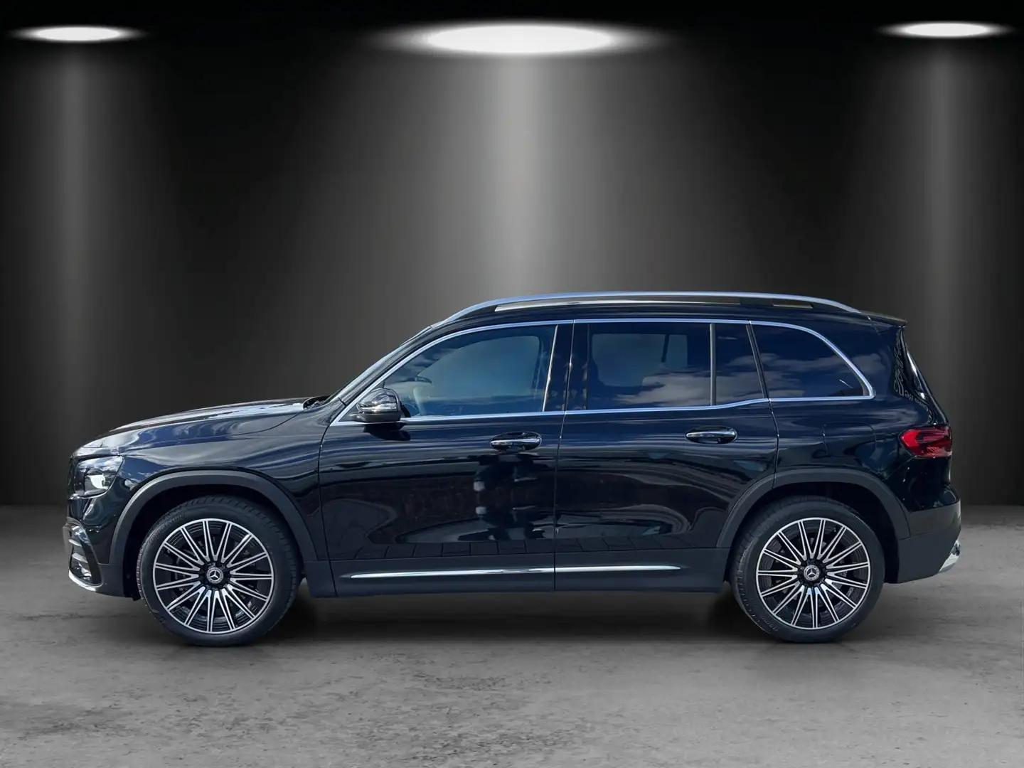 Mercedes-Benz GLB 220 d 4M AMG Distro KeyGo MLED Kamera EasyPa Noir - 2