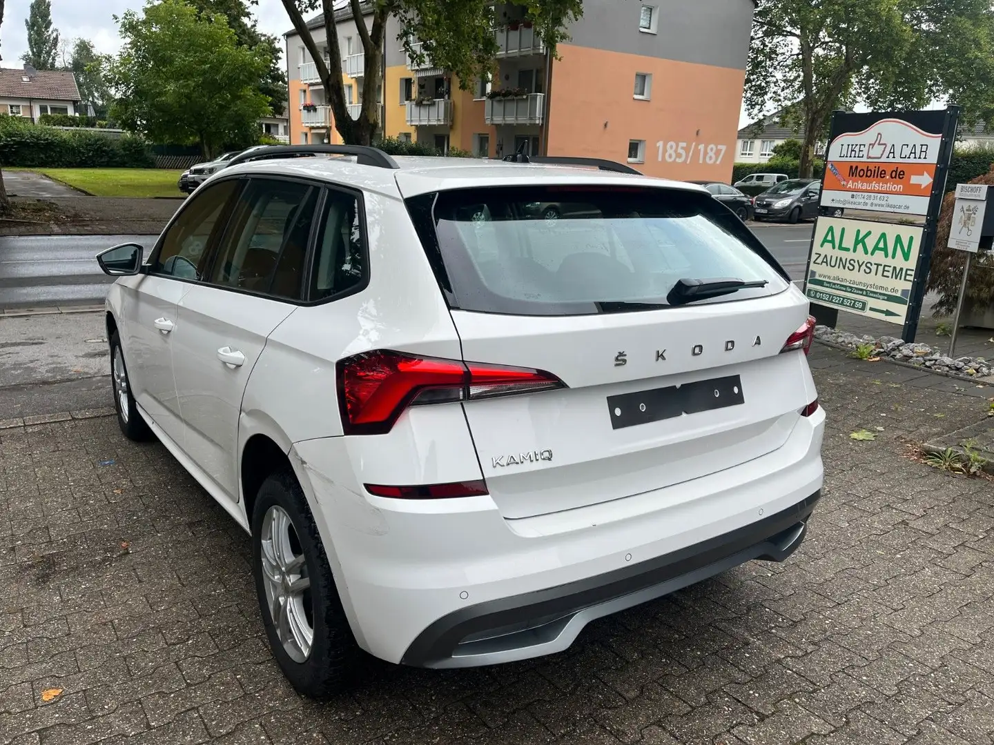 Skoda Kamiq Ambition PDC NAVI DSG LED CARPLAY TEMP. Blanc - 2