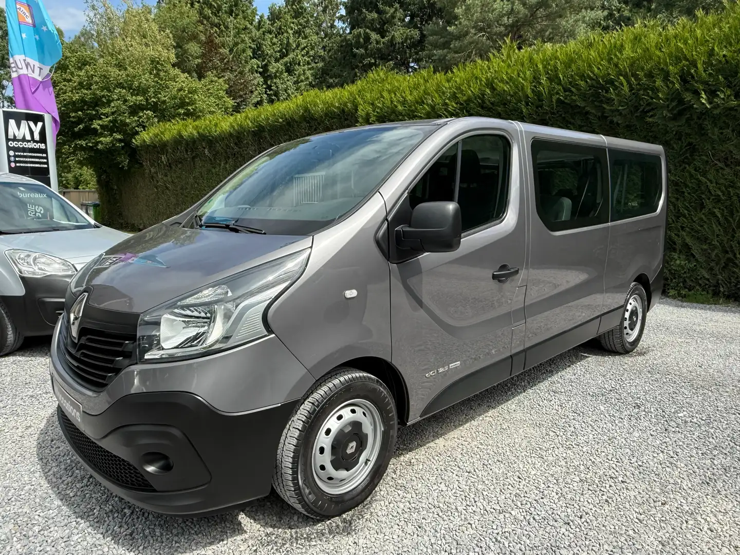 Renault Trafic Trafic Passenger 1.6 dCi - 9 PLACES - EURO 6b - Grijs - 1