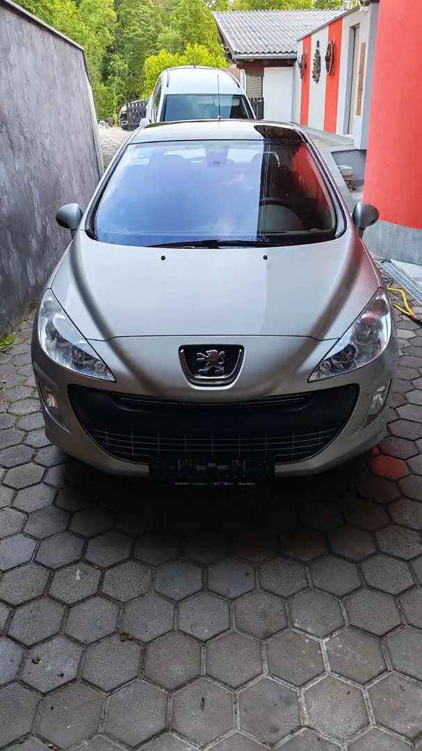 Peugeot 308 1,6 HDi 110 FAP Exclusive - 1
