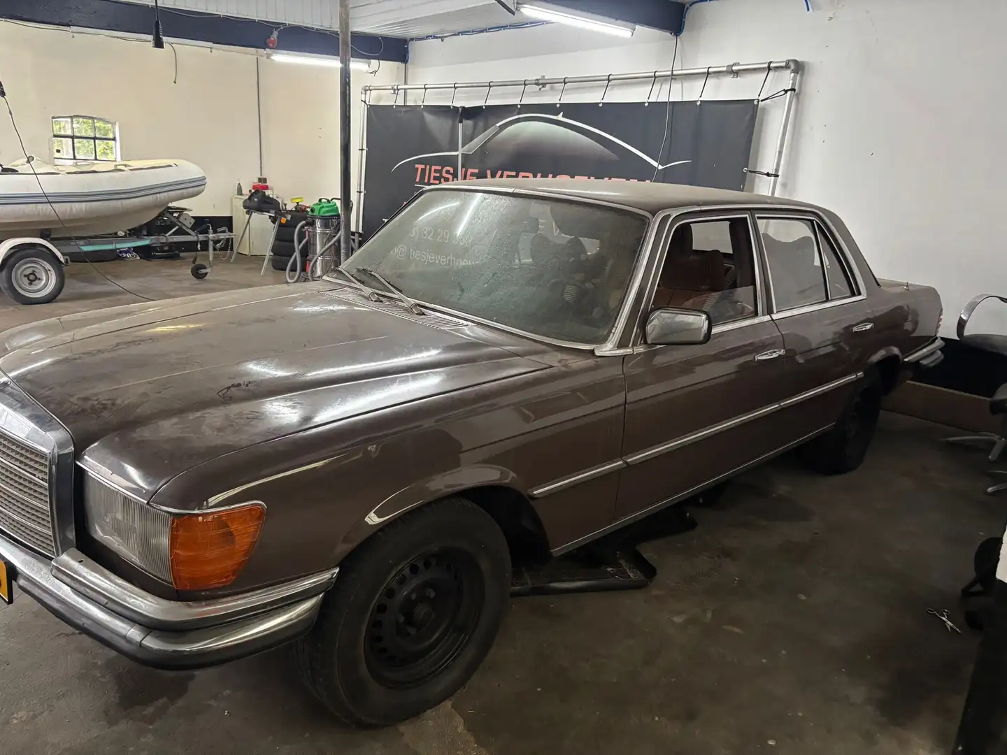 Mercedes-Benz 350 MERCEDES-BENZ SE 116-028 Bruin - 1