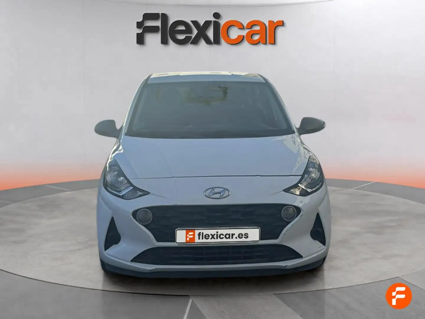 Hyundai i10 1.0 MPI Essence Blanco - 2