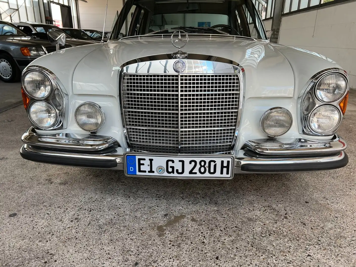 Mercedes-Benz 280 S 108 EL.Fensterheber El.Schiebedach Velours Білий - 2