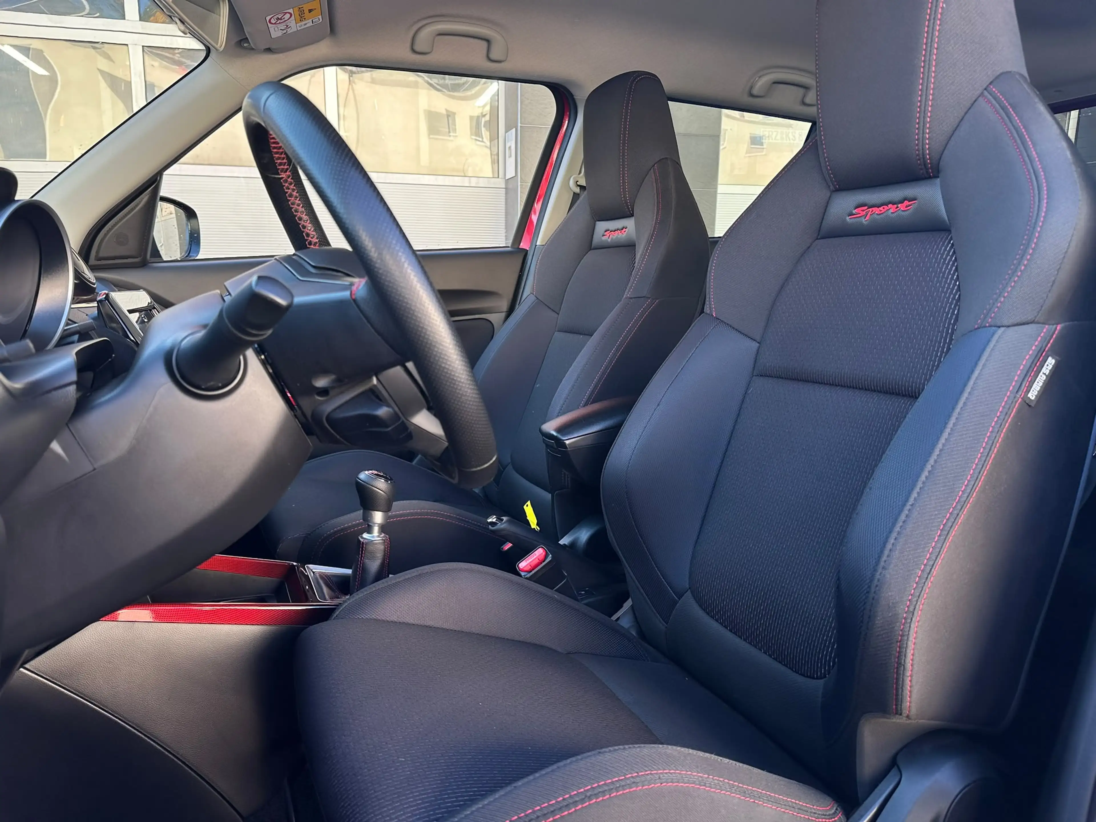 Suzuki Swift Sport — photo 10
