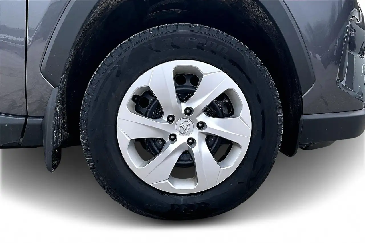 Toyota RAV 4 снимка Toyota RAV 4