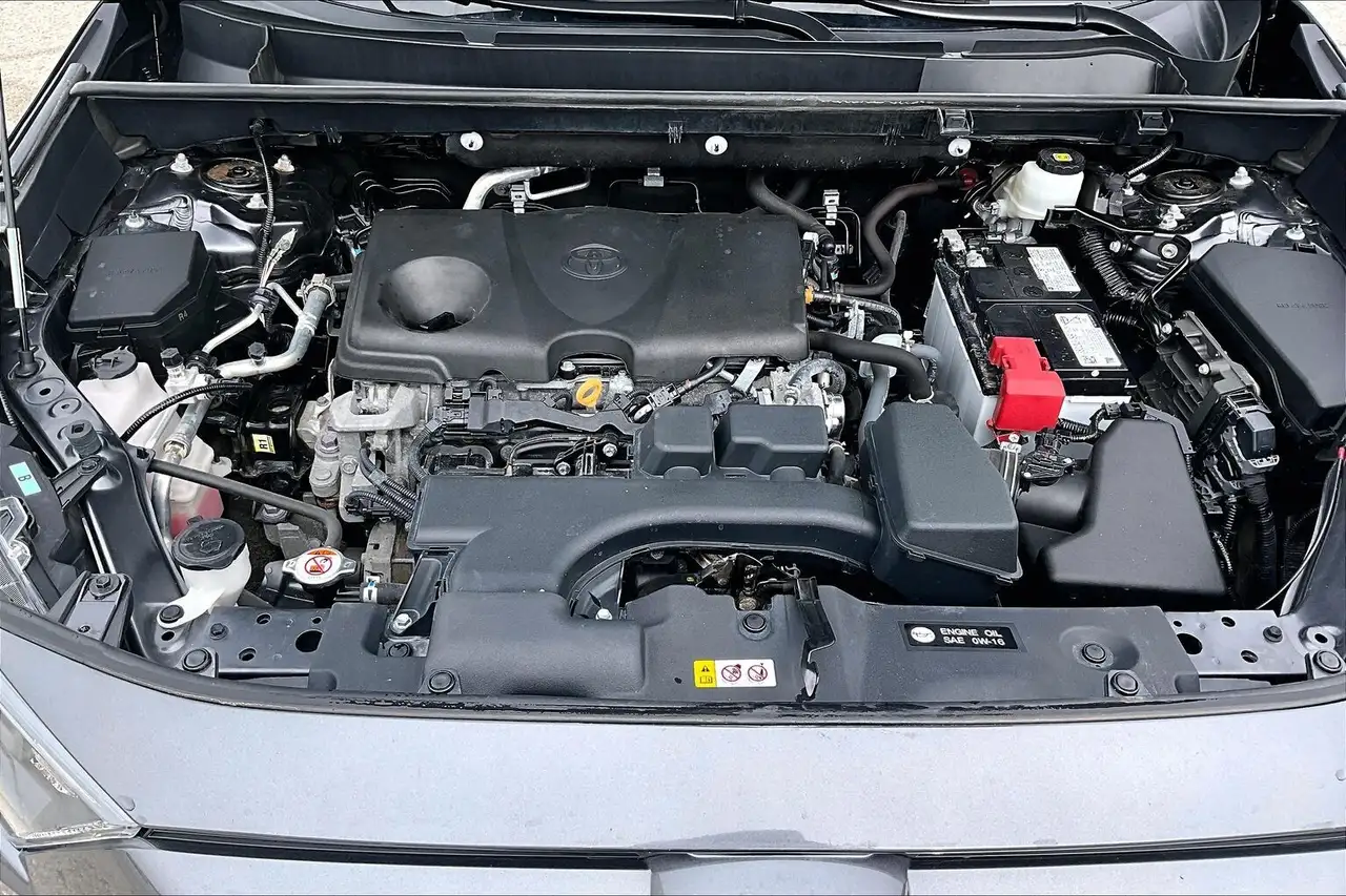 Toyota RAV 4 снимка Toyota RAV 4