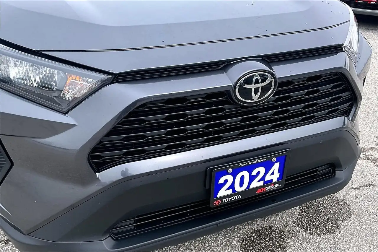 Toyota RAV 4 снимка Toyota RAV 4