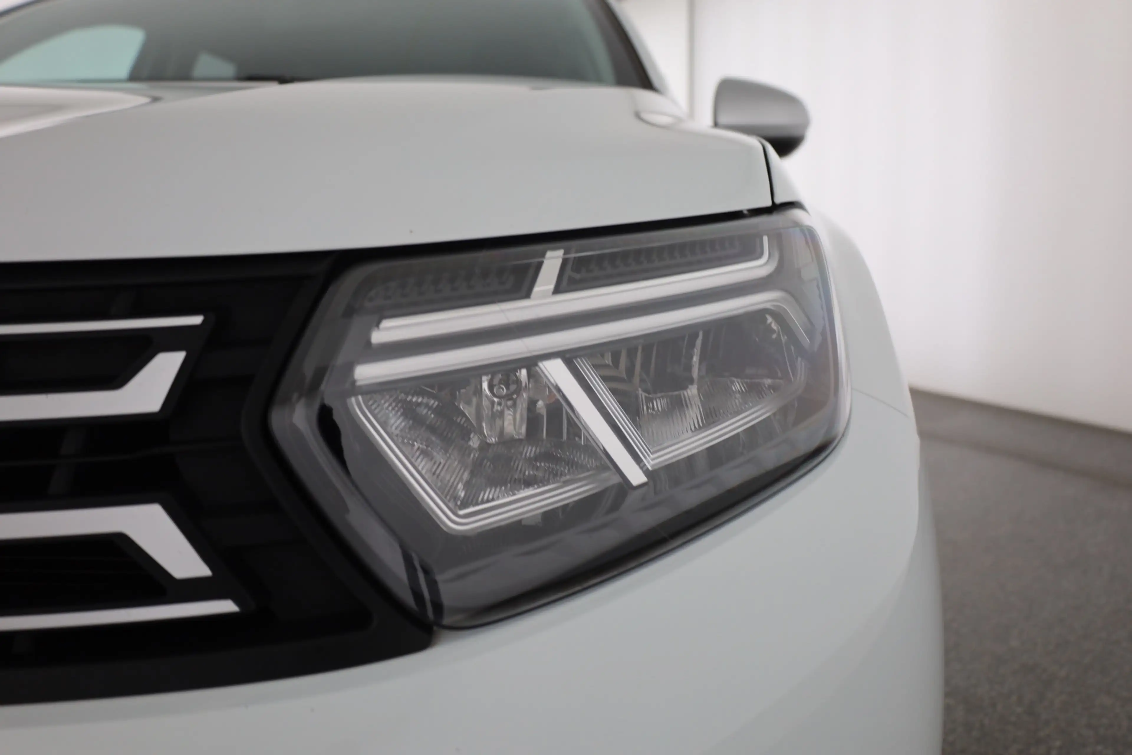 Dacia Duster II 1.3 TCE Aut. Prestige LED Navi Kamera — photo 28