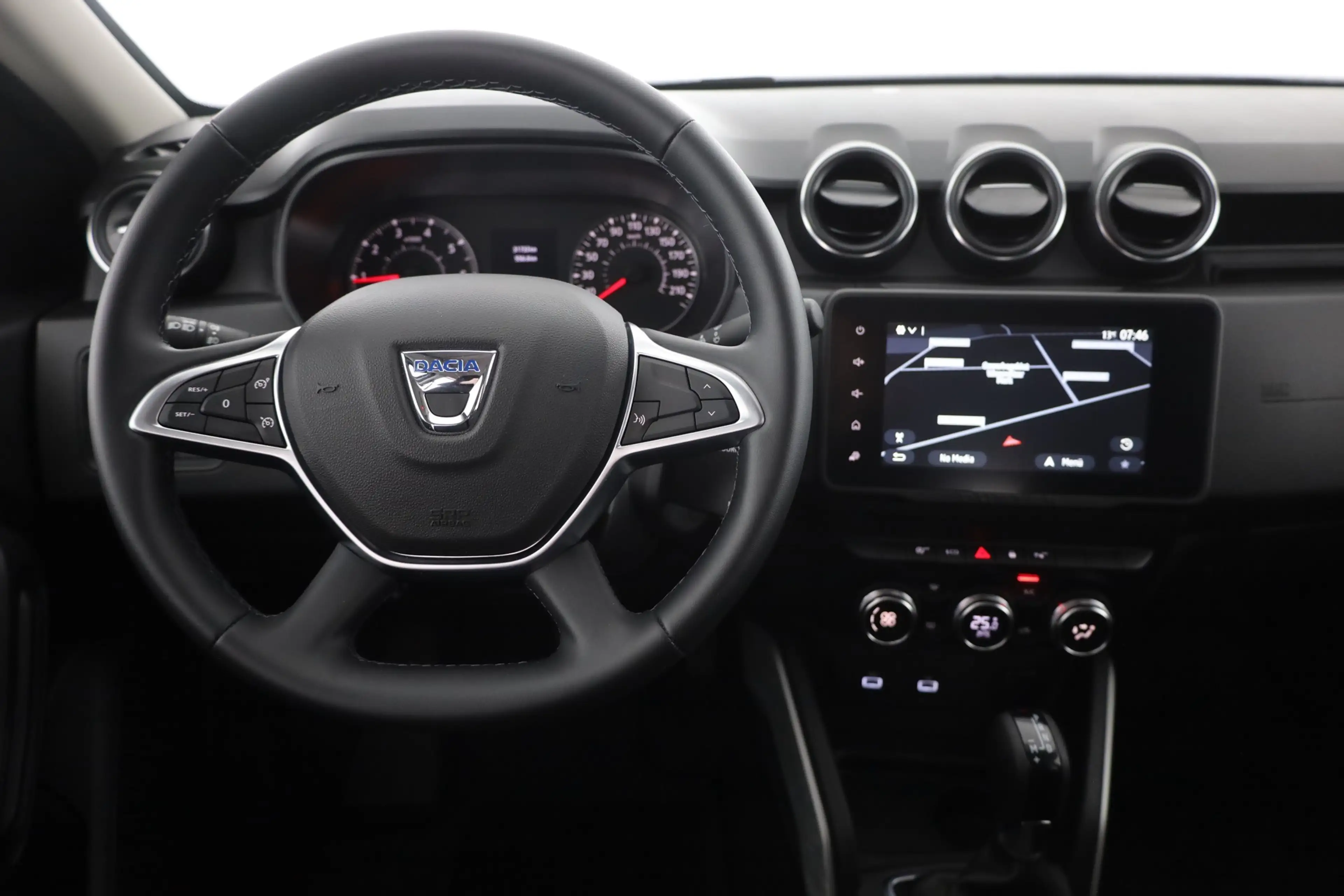 Dacia Duster II 1.3 TCE Aut. Prestige LED Navi Kamera — photo 10