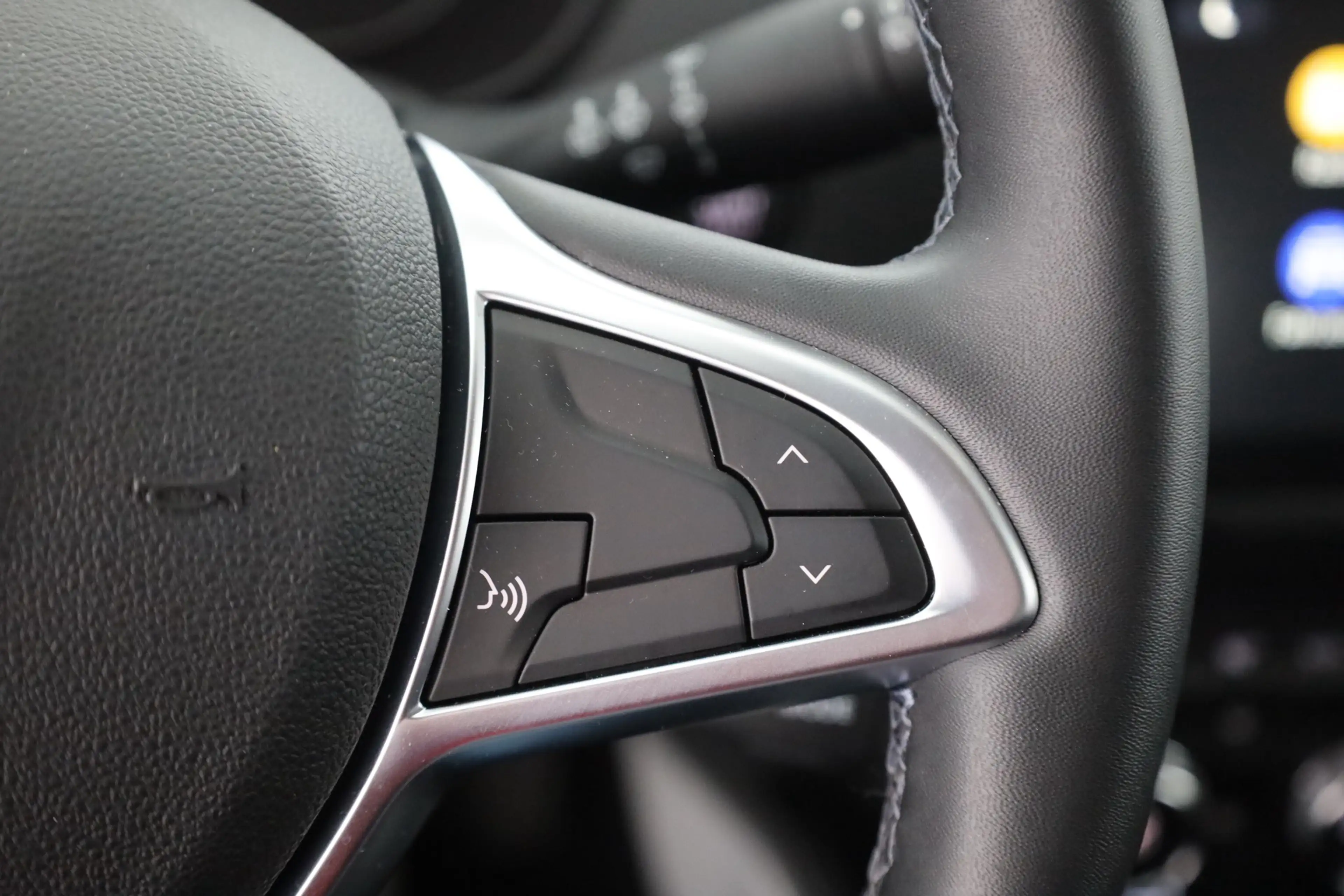 Dacia Duster II 1.3 TCE Aut. Prestige LED Navi Kamera — photo 16