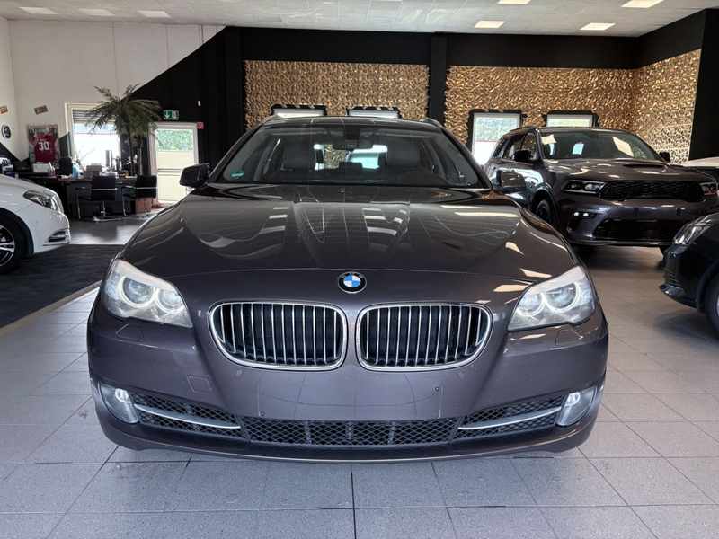 BMW 528 5 Touring 528 I xDrive/Sitzheizung/Elek.Sitz — photo 2