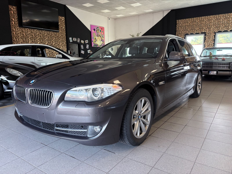 BMW 528 5 Touring 528 I xDrive/Sitzheizung/Elek.Sitz