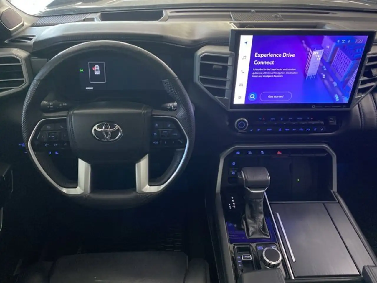 Toyota Tundra снимка Toyota Tundra