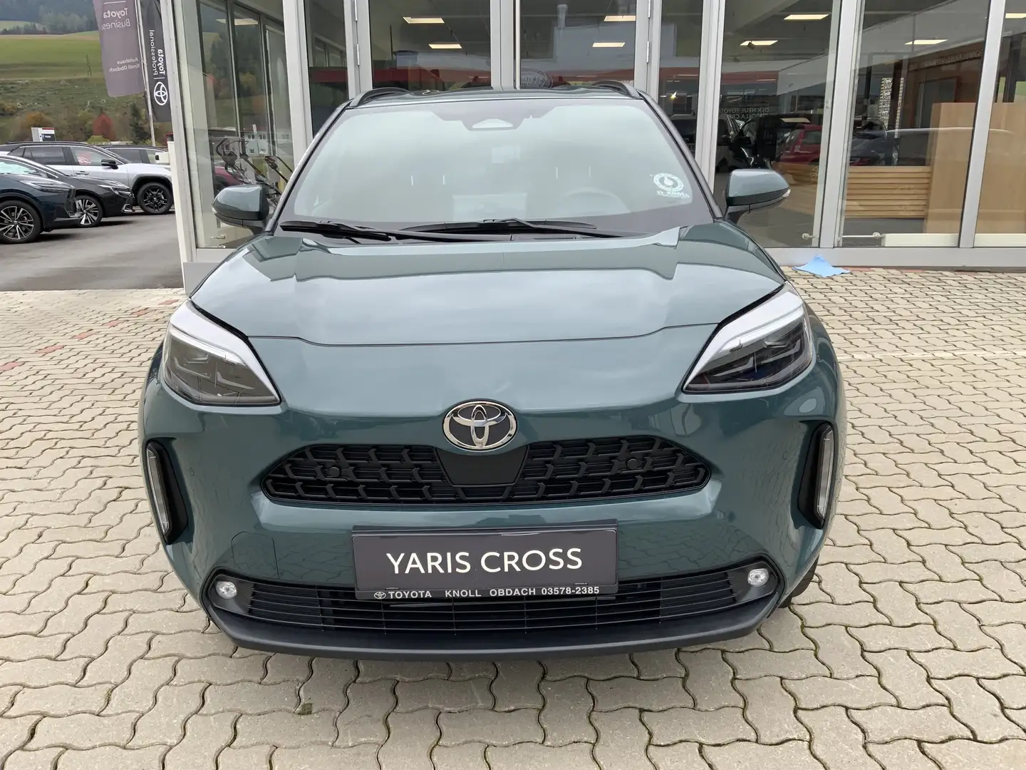 Toyota Yaris Cross 1,5 Hybrid 2WD Active Drive Safetypaket kostenlos Grün - 2