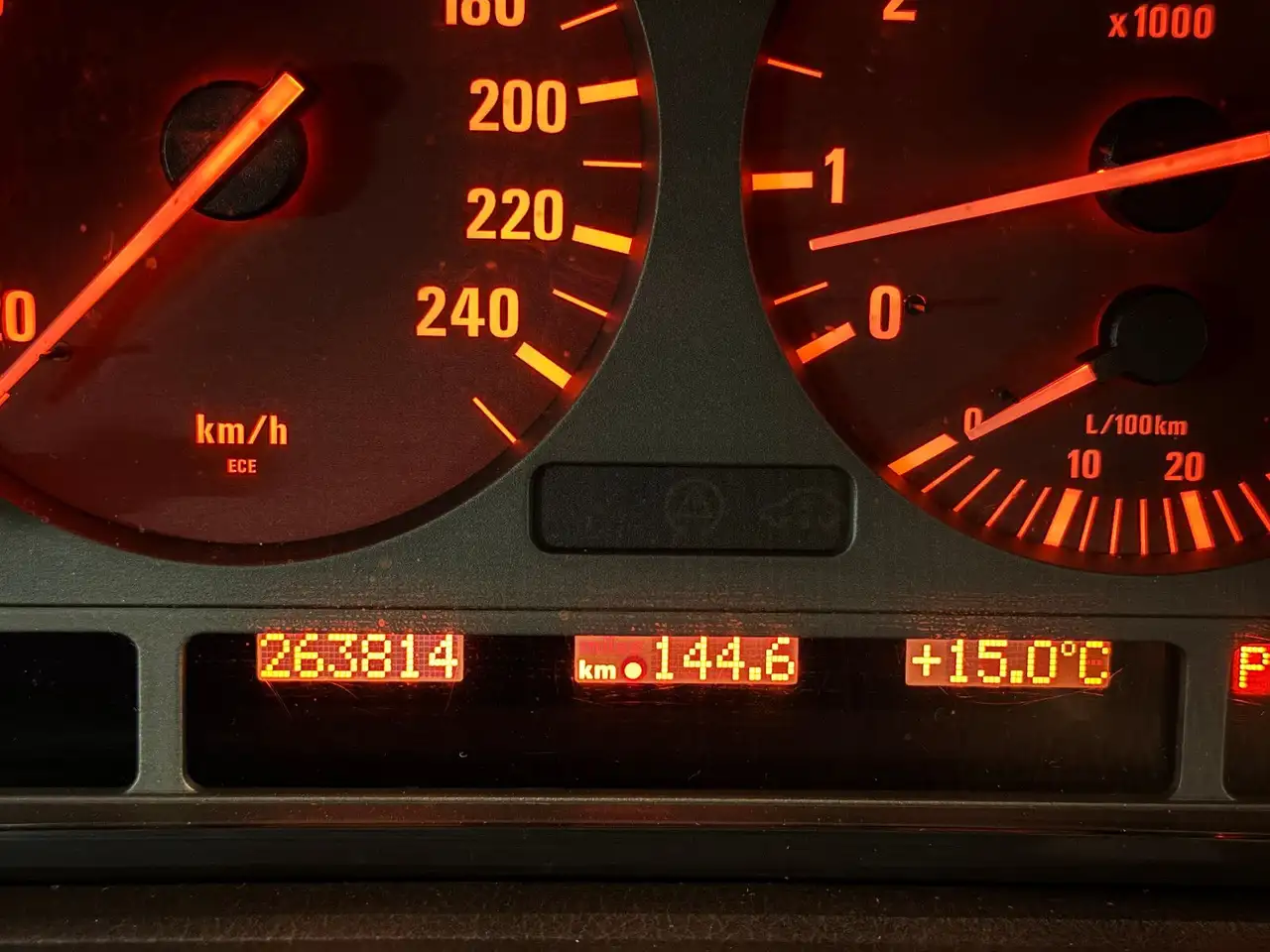 BMW 750 iXL/E38/BMW WERKS L7/TÜV/SERVICE HISTORIE/TOP, foto 12