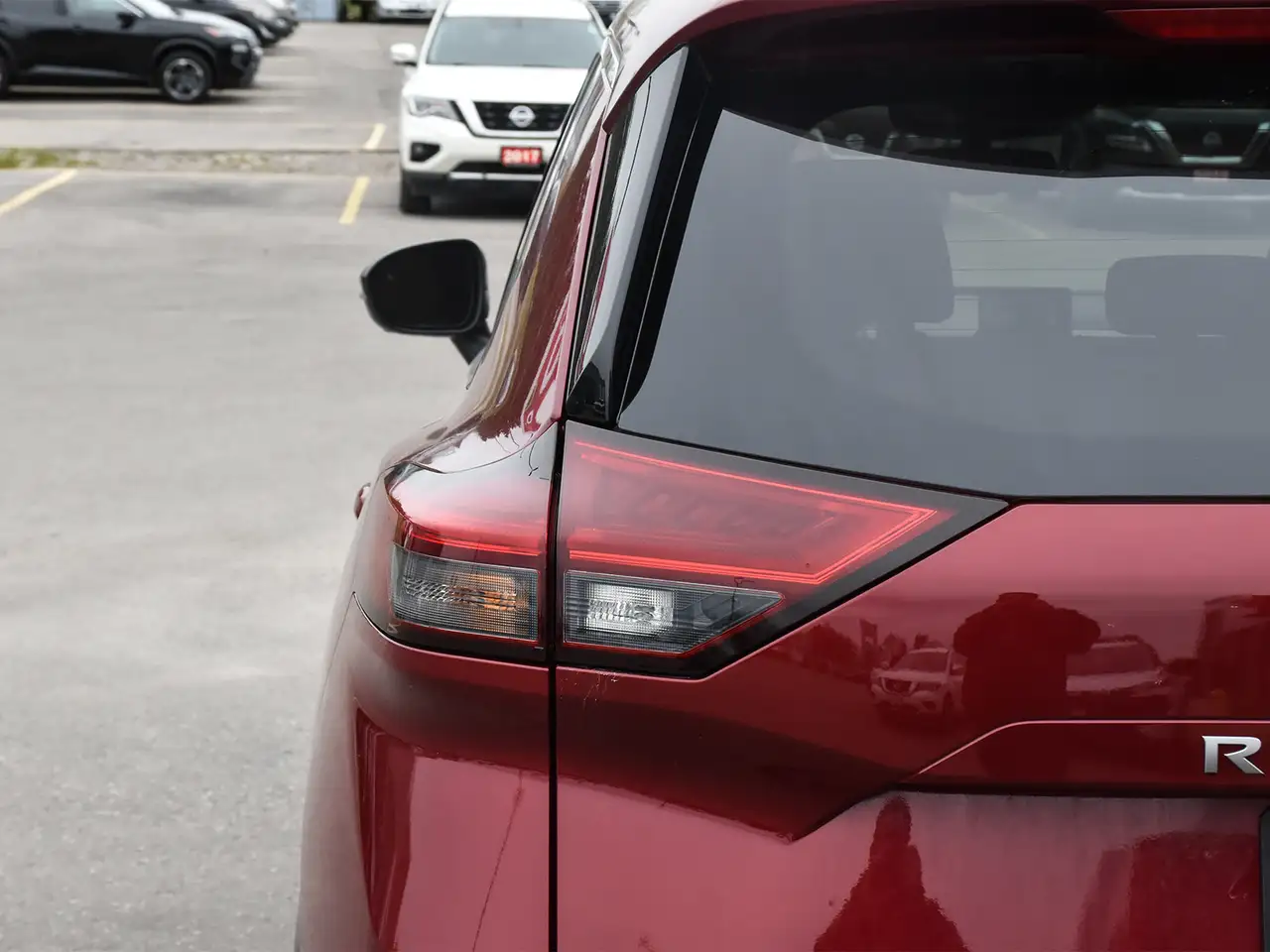 Nissan Rogue снимка Nissan Rogue