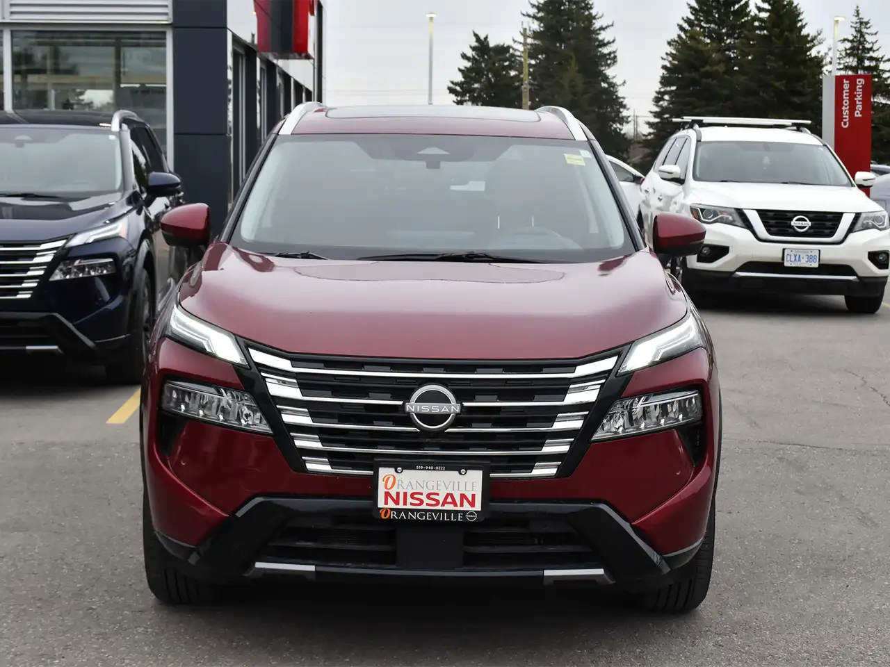 Nissan Rogue снимка Nissan Rogue