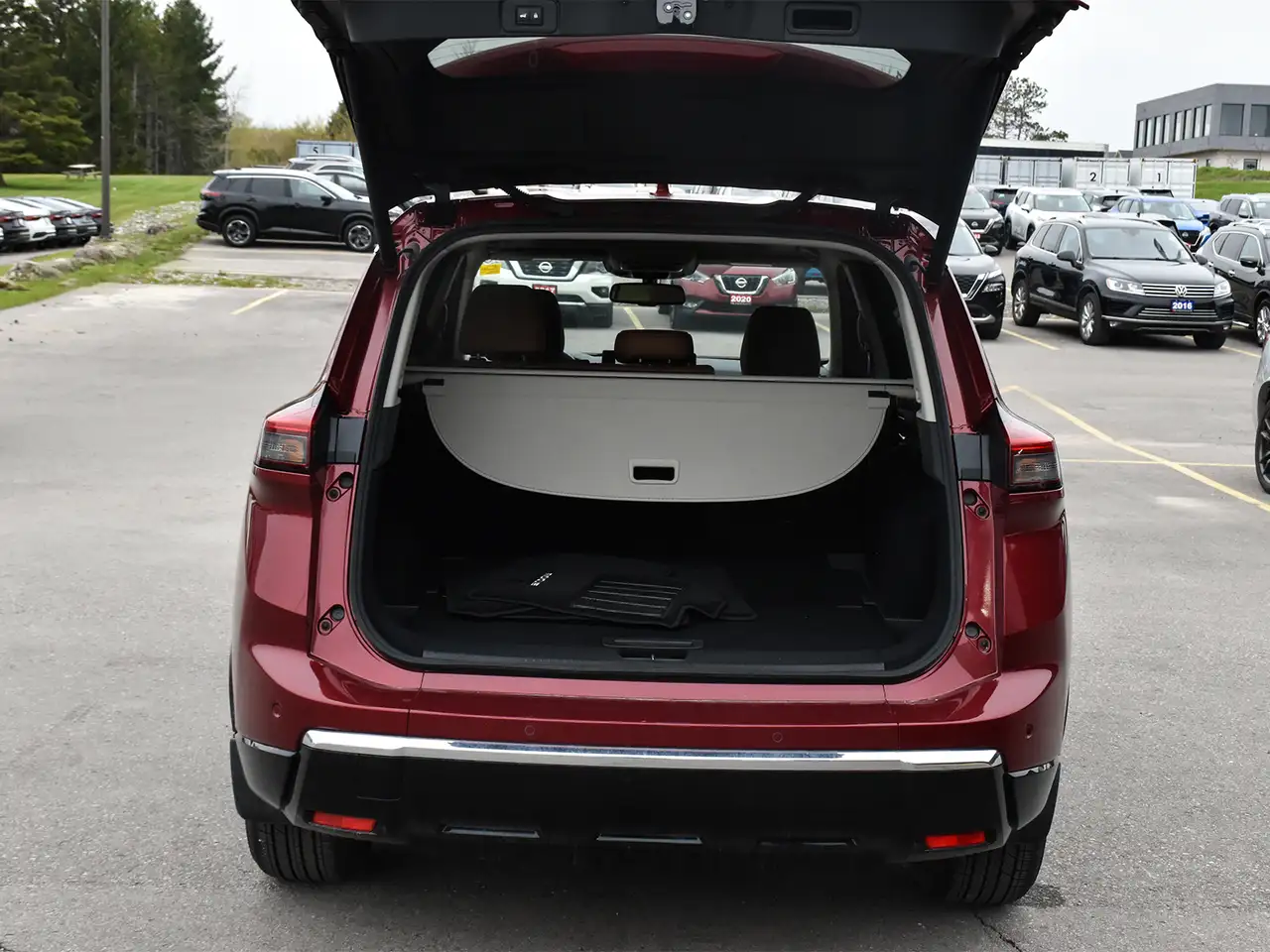 Nissan Rogue снимка Nissan Rogue
