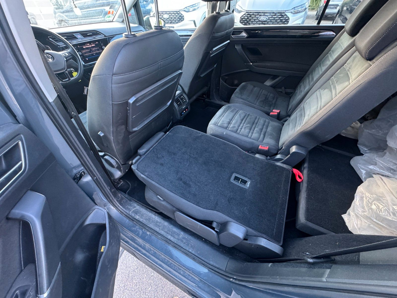 Volkswagen Touran R-Line | 7-Sitzer | ACC — photo 12