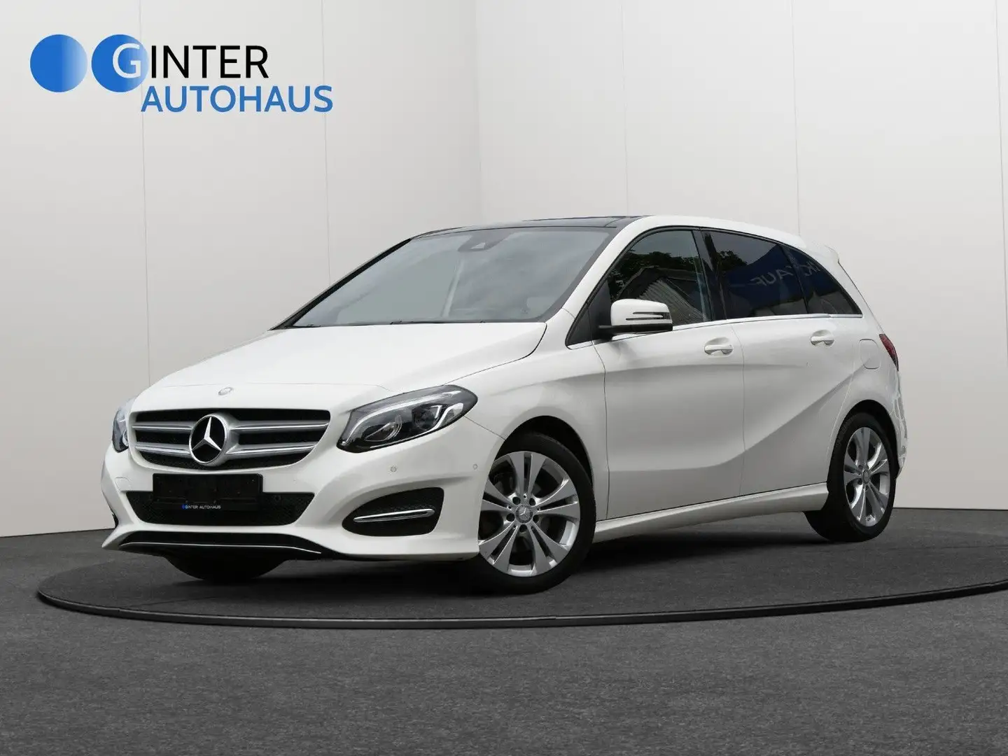 Mercedes-Benz B 220 Klasse 4Matic Urban*Navi*LED*Panorama* Alb - 1