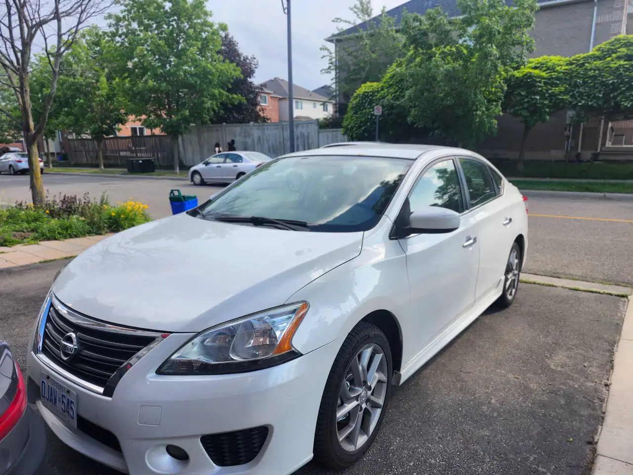 Nissan Sentra photo Nissan Sentra