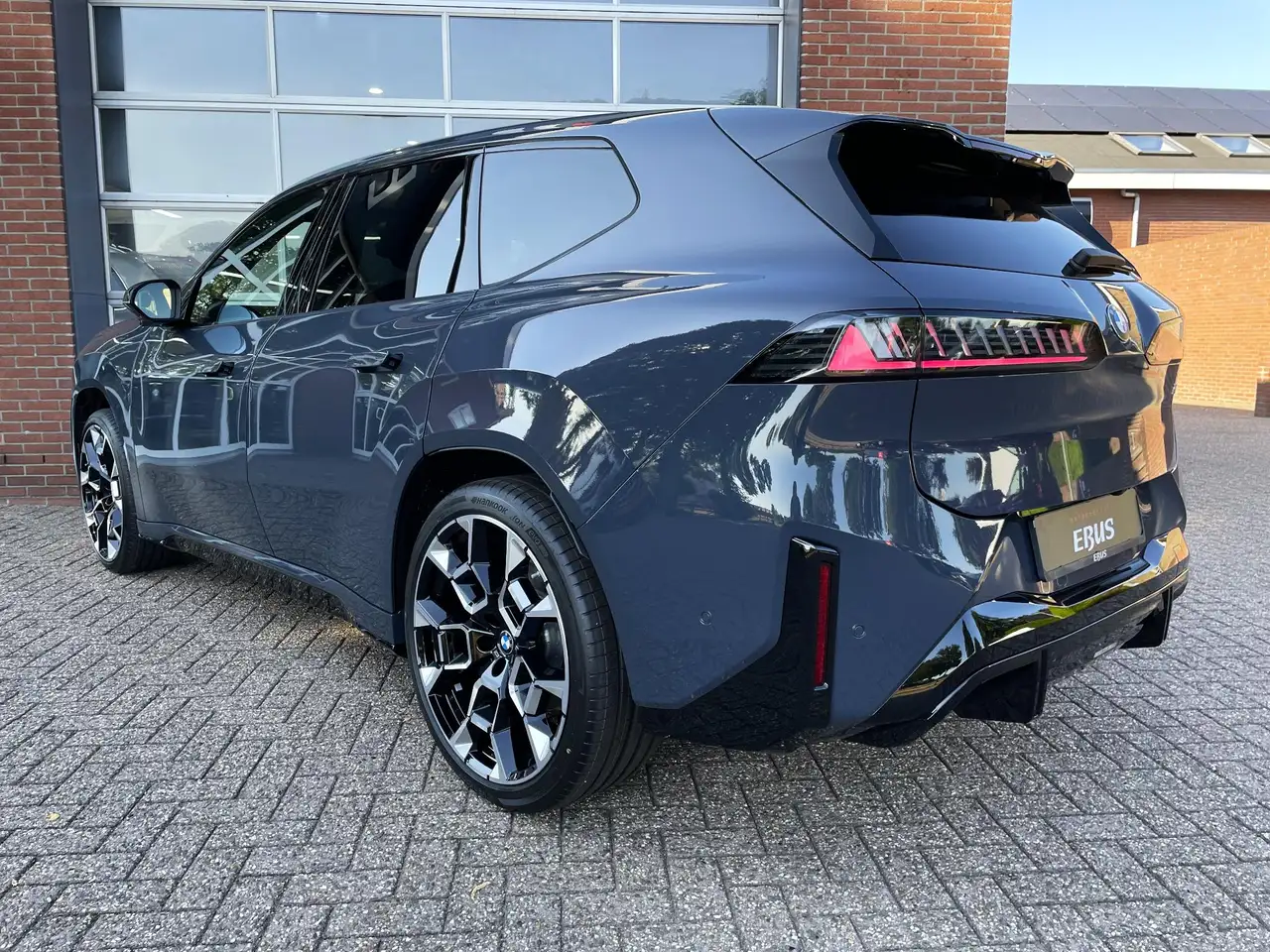 BMW iX3 2026