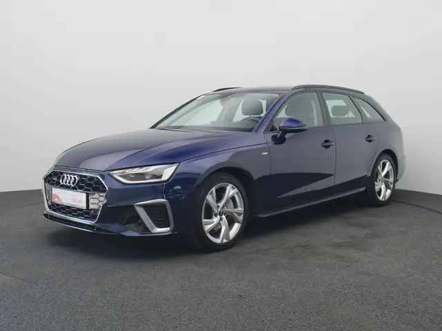 Audi A4 view 2