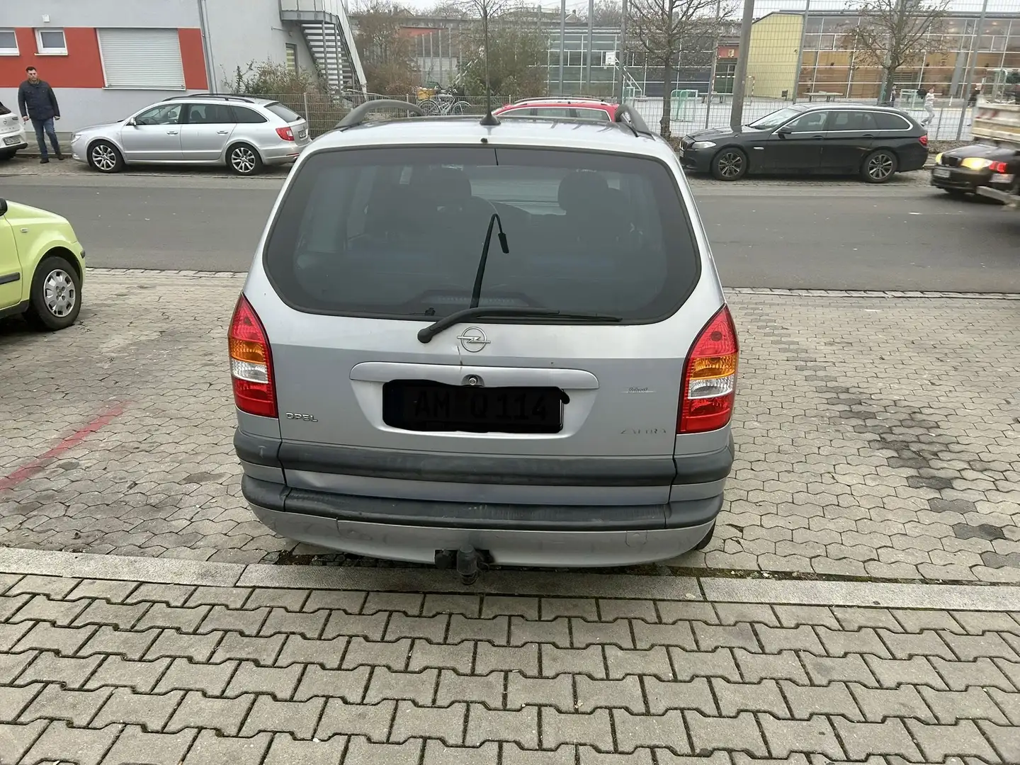 Opel Zafira 2.0 DTI Comfort - 2
