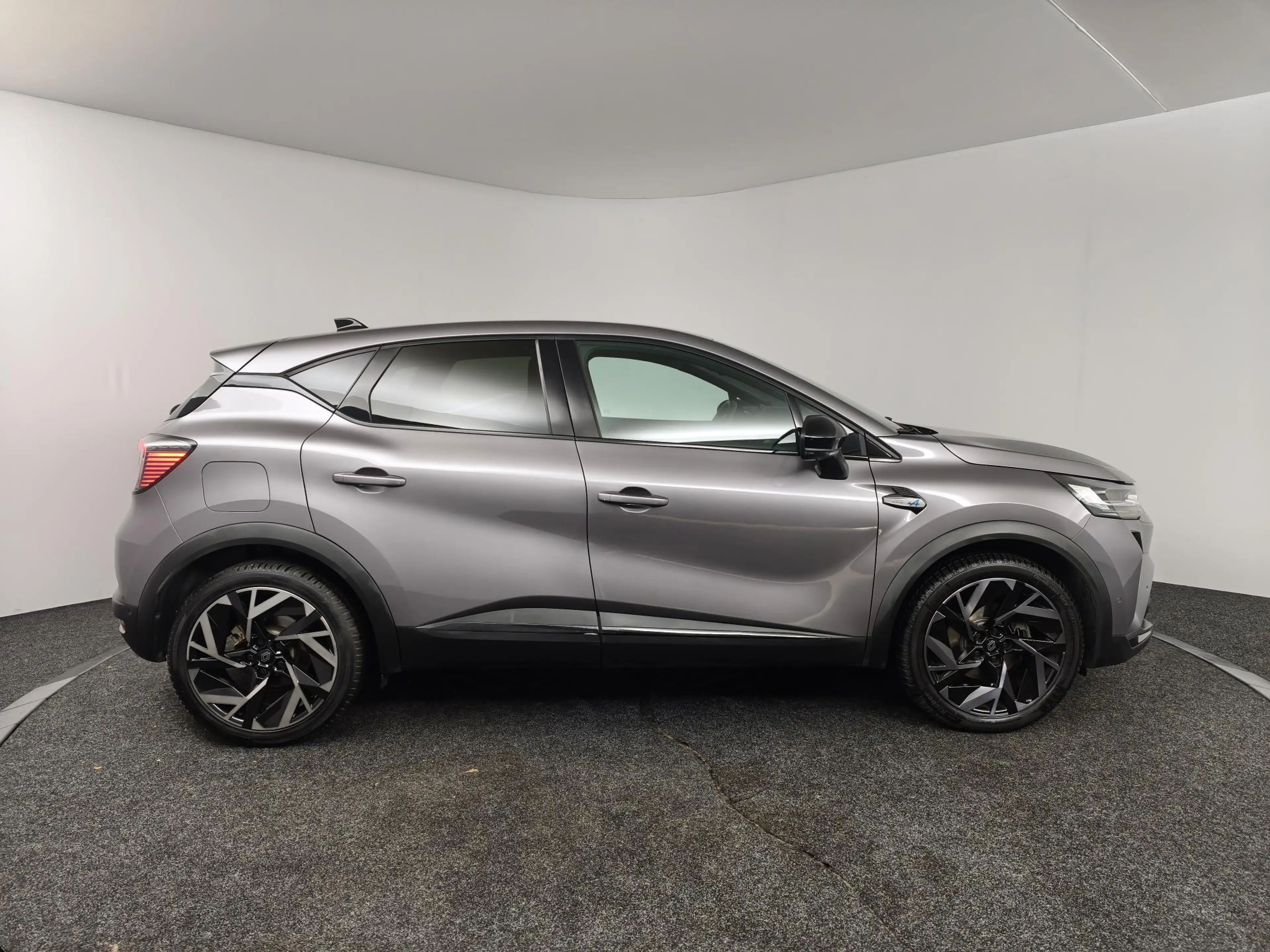 Renault Captur 1.6 E-Tech full hybrid 145 esprit Alpine | Navigat — photo 15