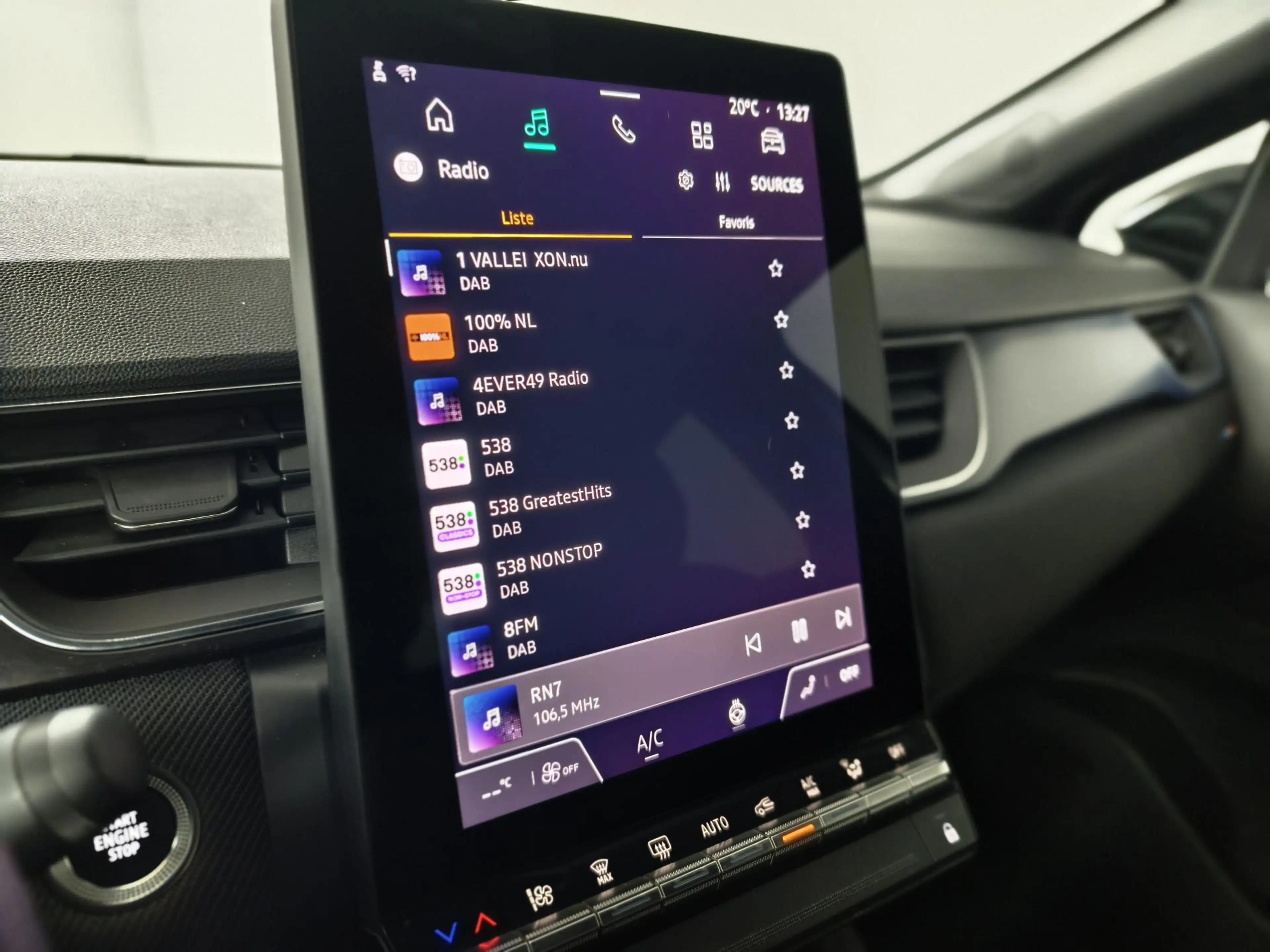 Renault Captur 1.6 E-Tech full hybrid 145 esprit Alpine | Navigat — photo 27