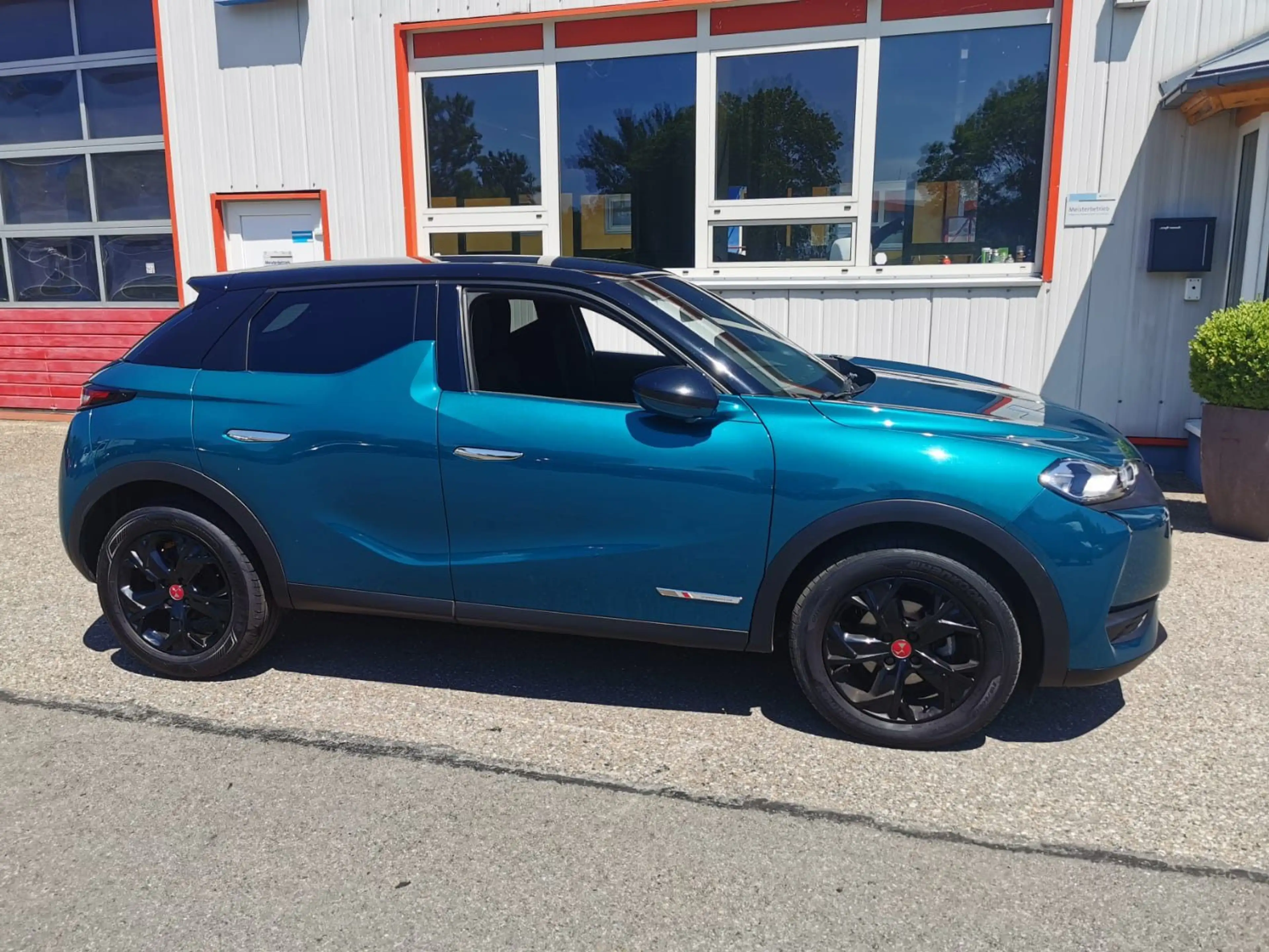 DS Automobiles DS 3 Crossback Performance Line — photo 3