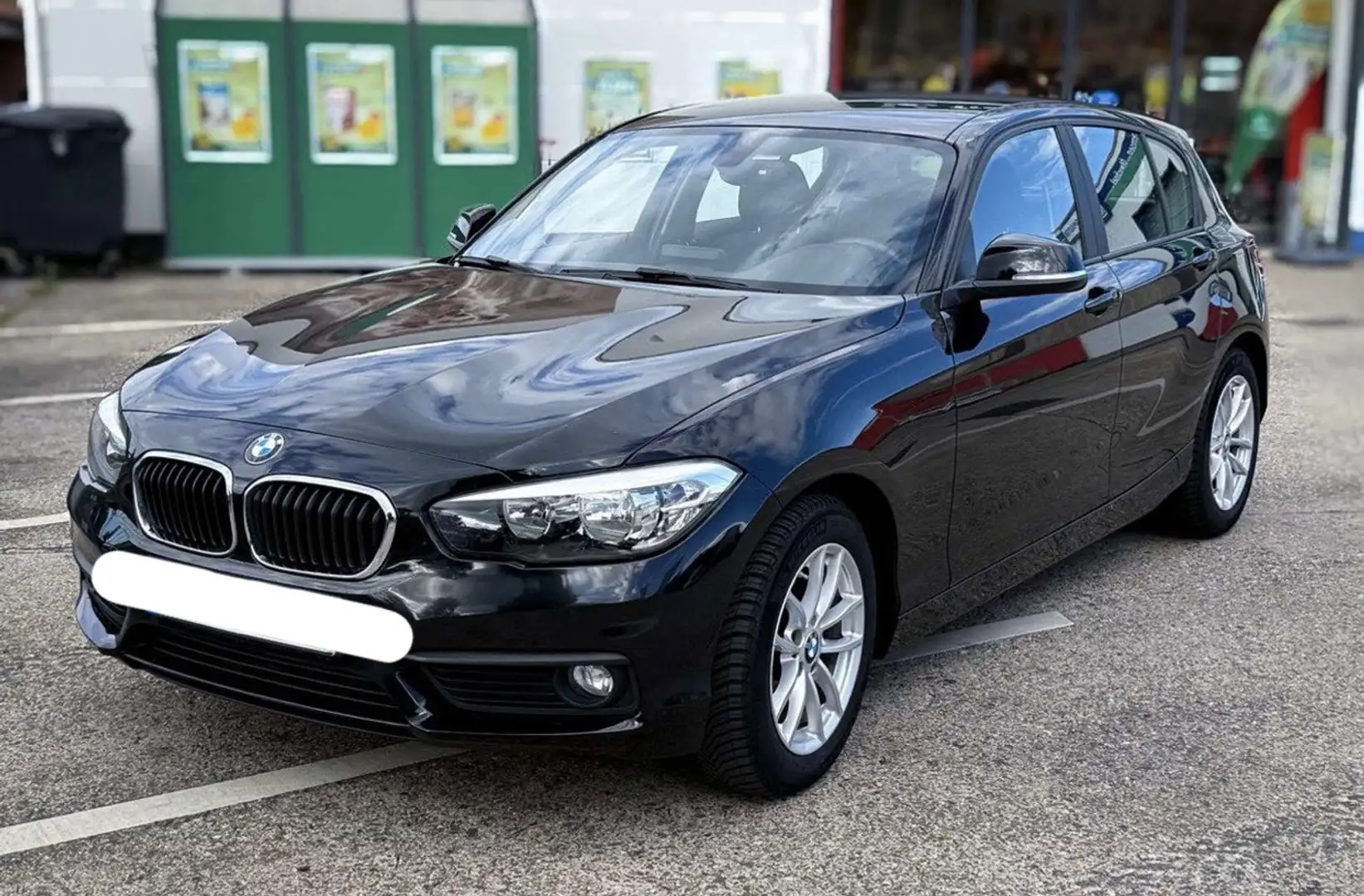 BMW 118 BMW 118i Benzin | Service gepflegt | Top Zustand Schwarz - 2