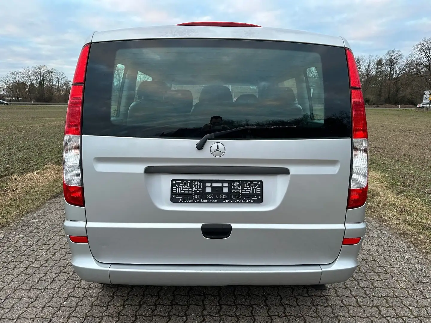 Mercedes-Benz Vito Vito 109 CDI kompakt Plateado - 2