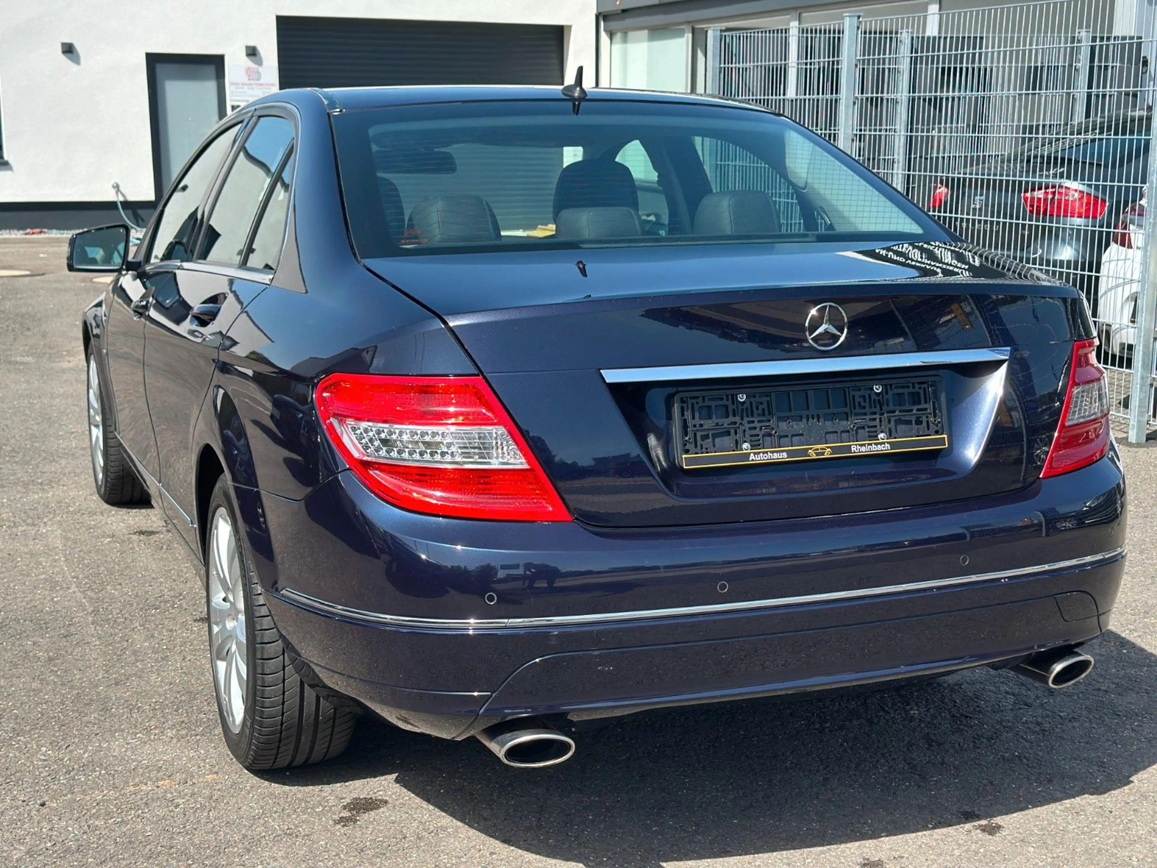 Mercedes-Benz C 350 C350 CDI V6 AUTOMATIK/4Matic/1-HAND/VOLL MB SERV — photo 9