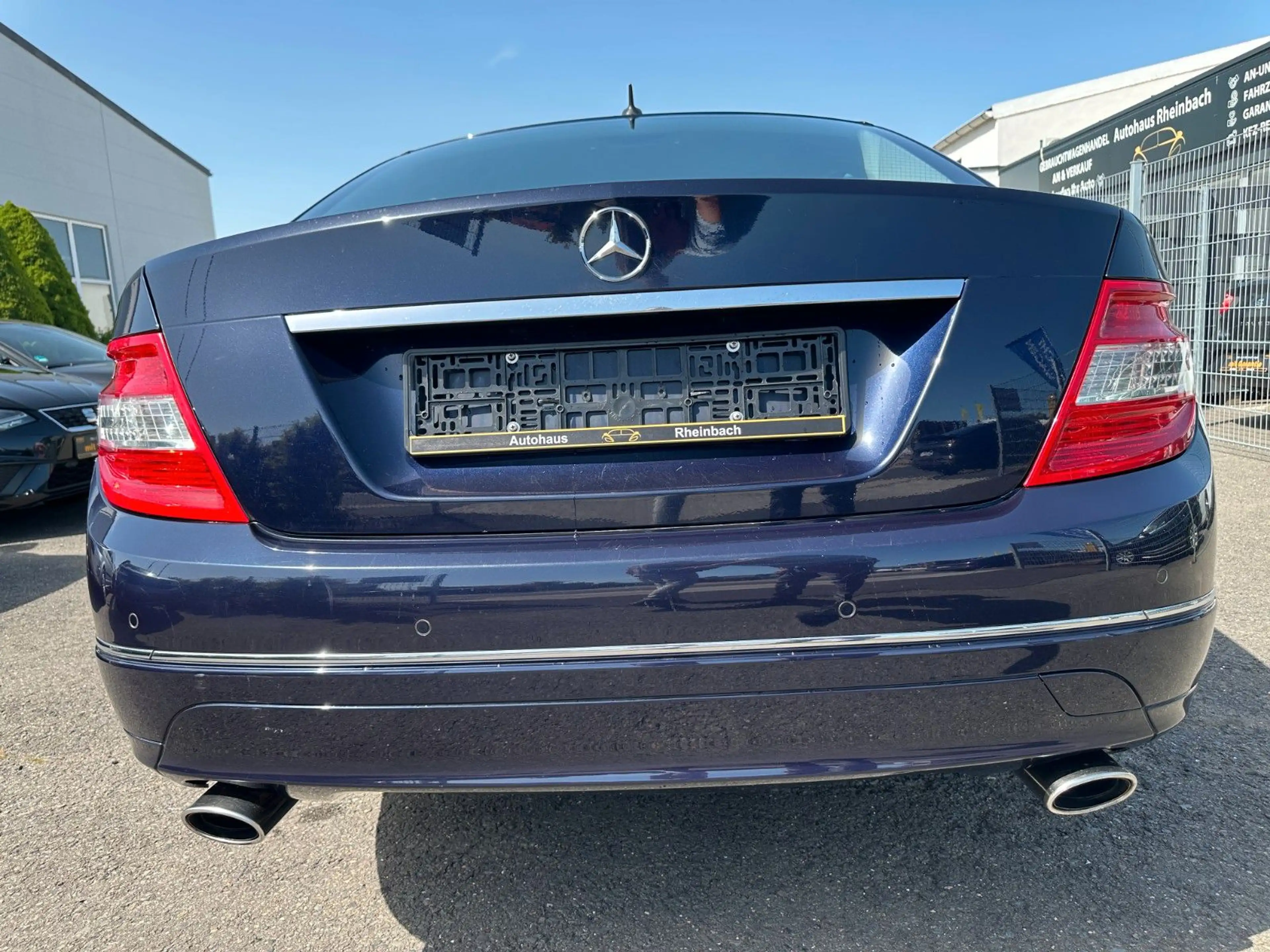 Mercedes-Benz C 350 C350 CDI V6 AUTOMATIK/4Matic/1-HAND/VOLL MB SERV — photo 10