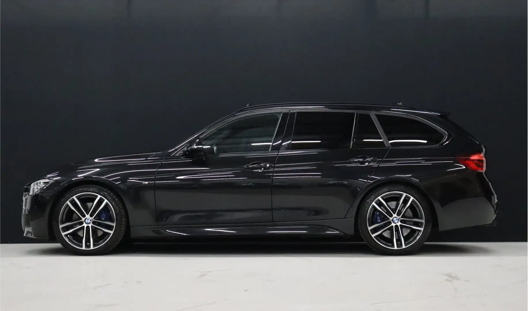BMW 318 3-serie Touring 318i M Sport Corporate Lease [CAME Zwart - 2